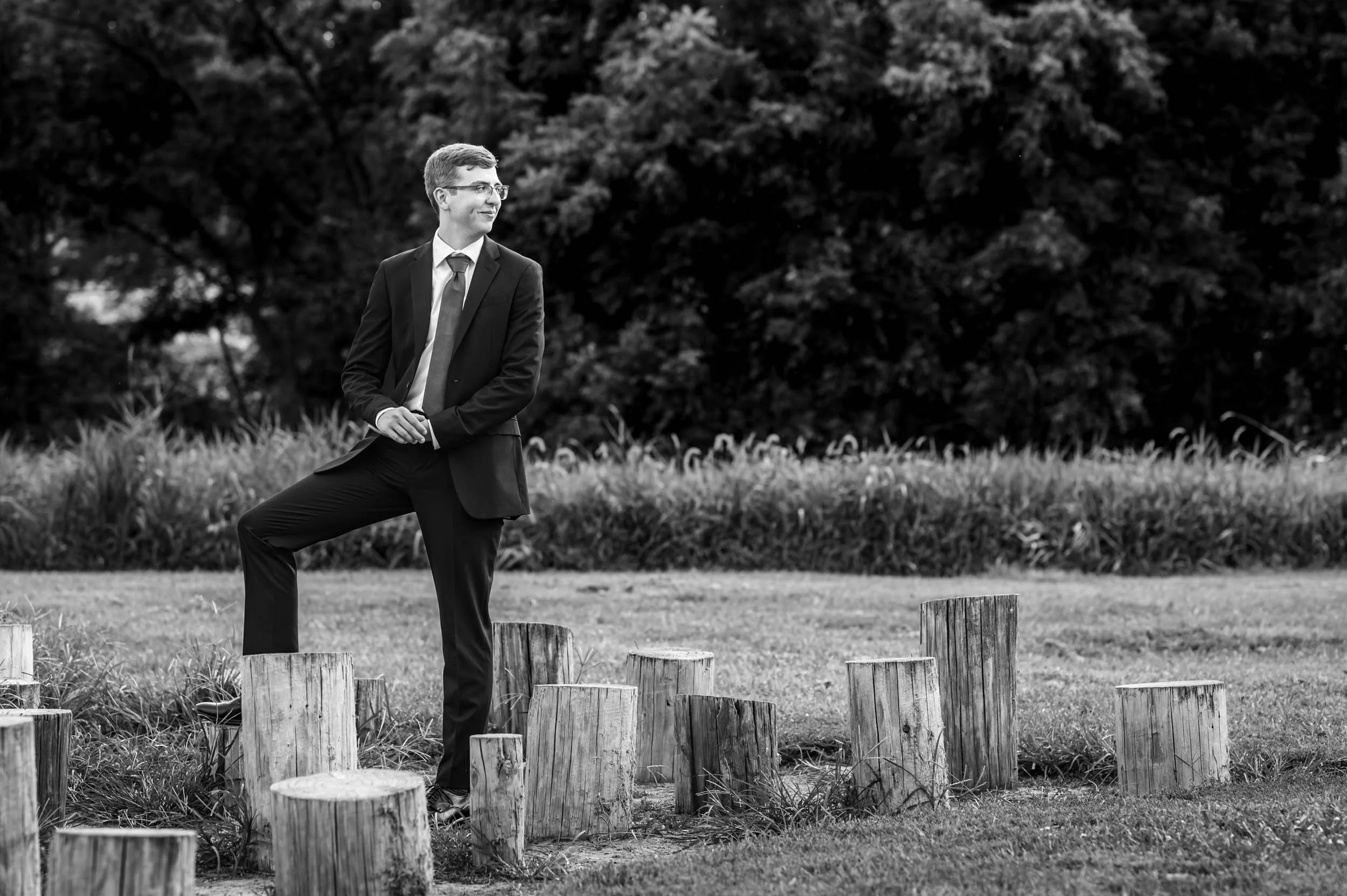 senior-guy-chalco-logs-wide.jpg