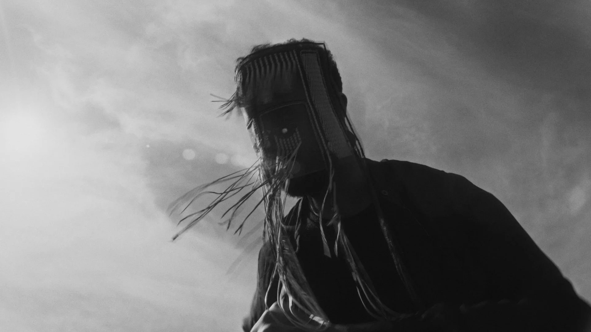 SinLuzStills_1.1.16.jpg