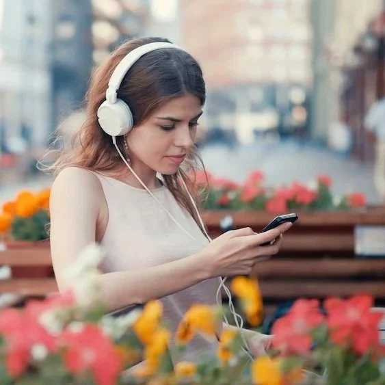 AudiobookWoman.jpg