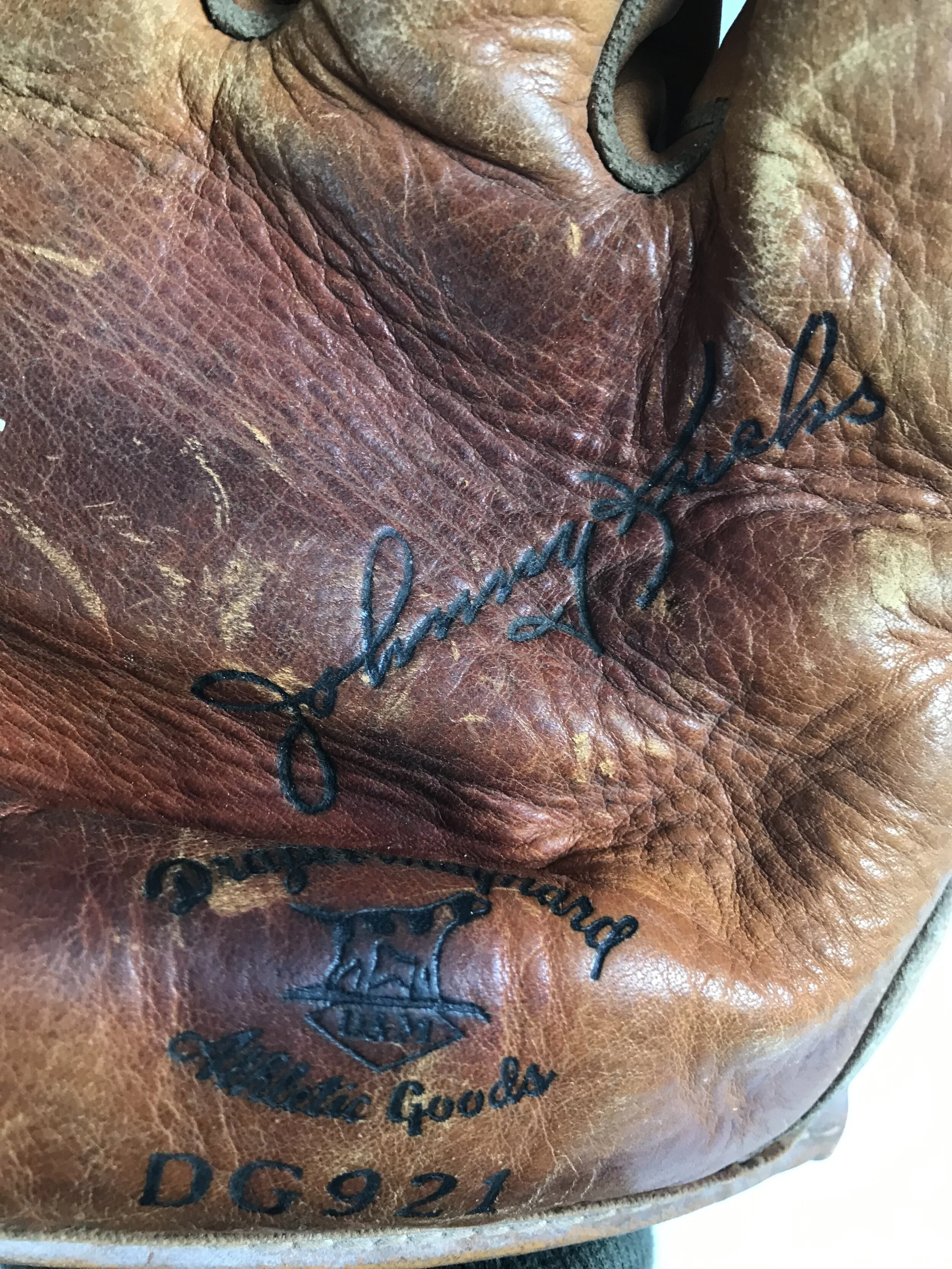 128497BA-C3A6-49B9-AF5D-187807E16DF1