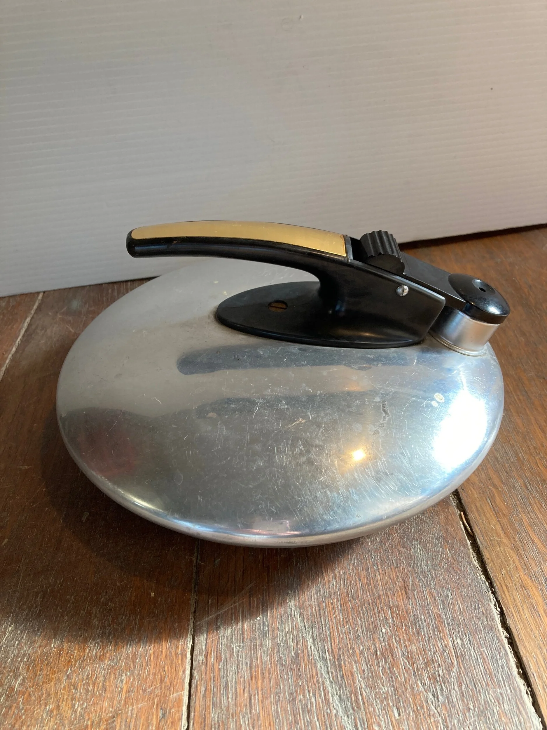 3489CC21-00FB-47C3-BDB7-C6C7499765A8