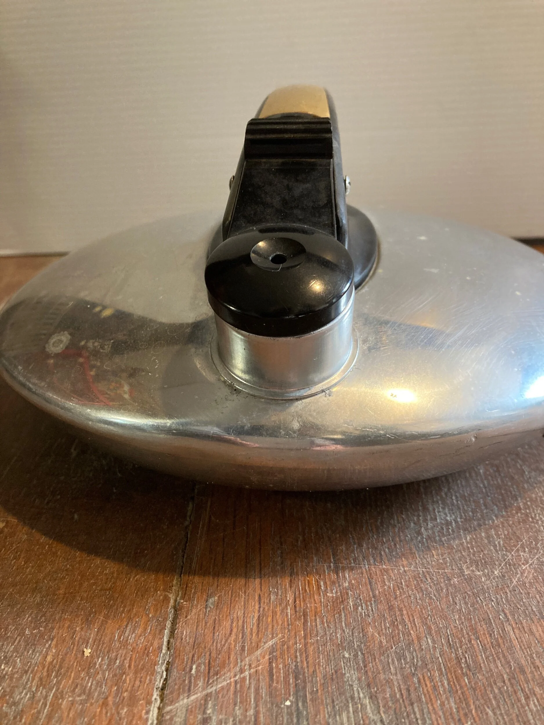 F14D2B14-F694-48D6-A763-0F439C2E2250