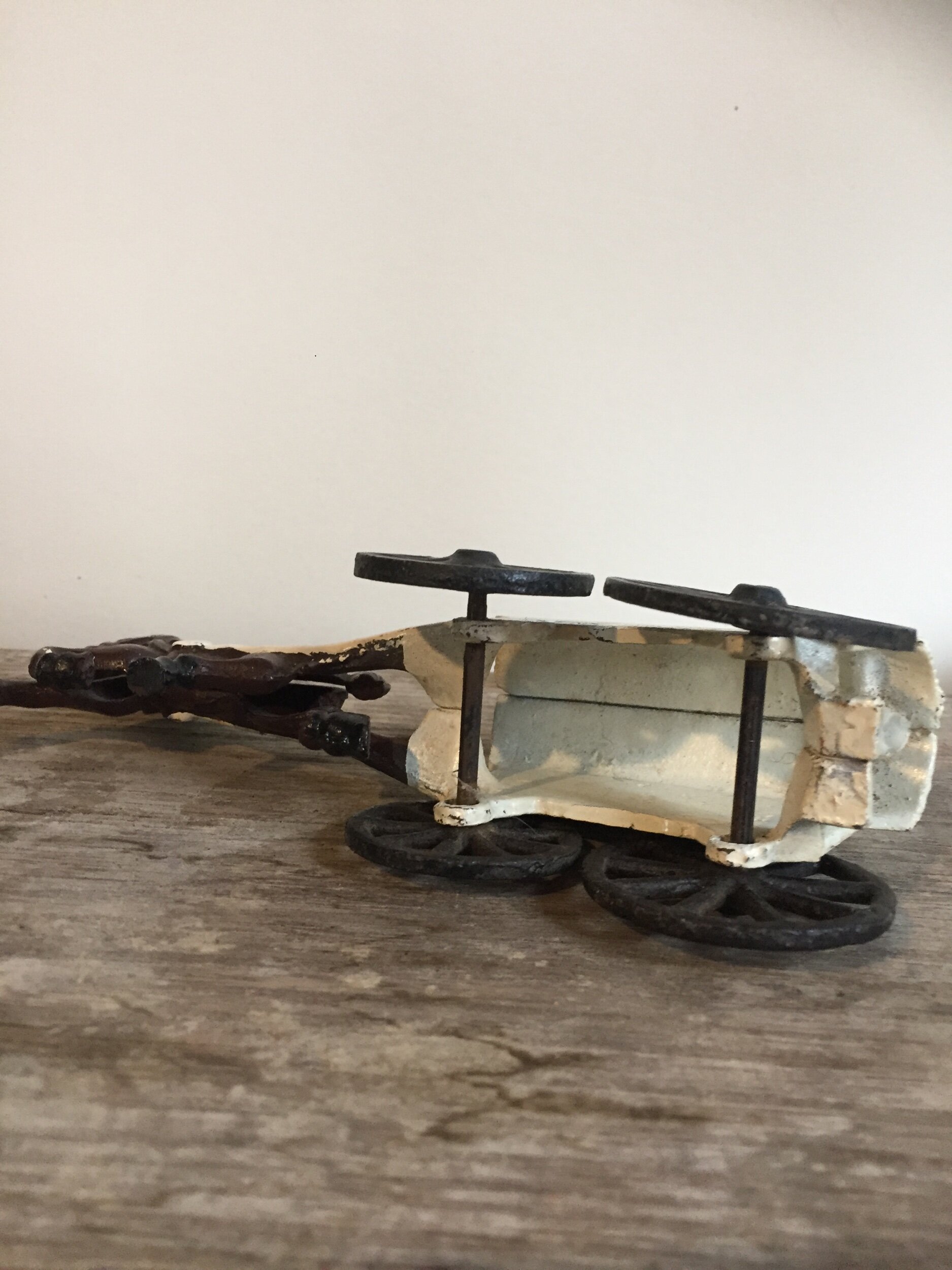 4DD662B4-EE05-4689-8BD2-7B3D99E7F029