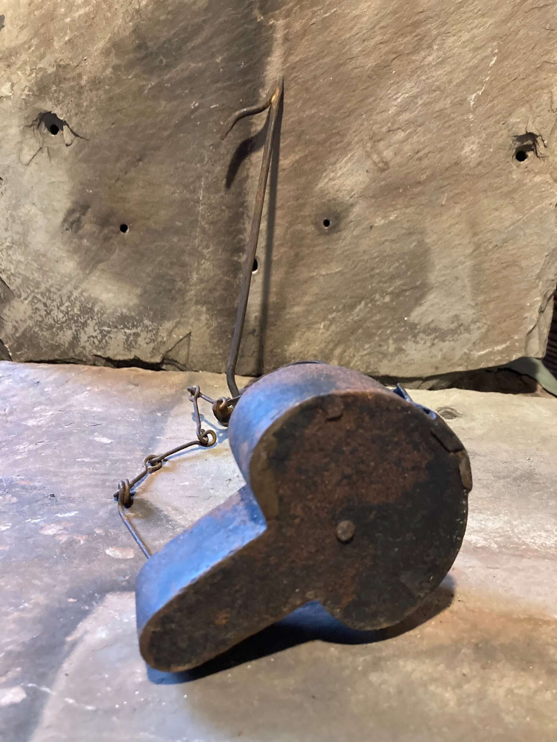 EB50D22C-AAF0-49C8-B391-C753739D0E08