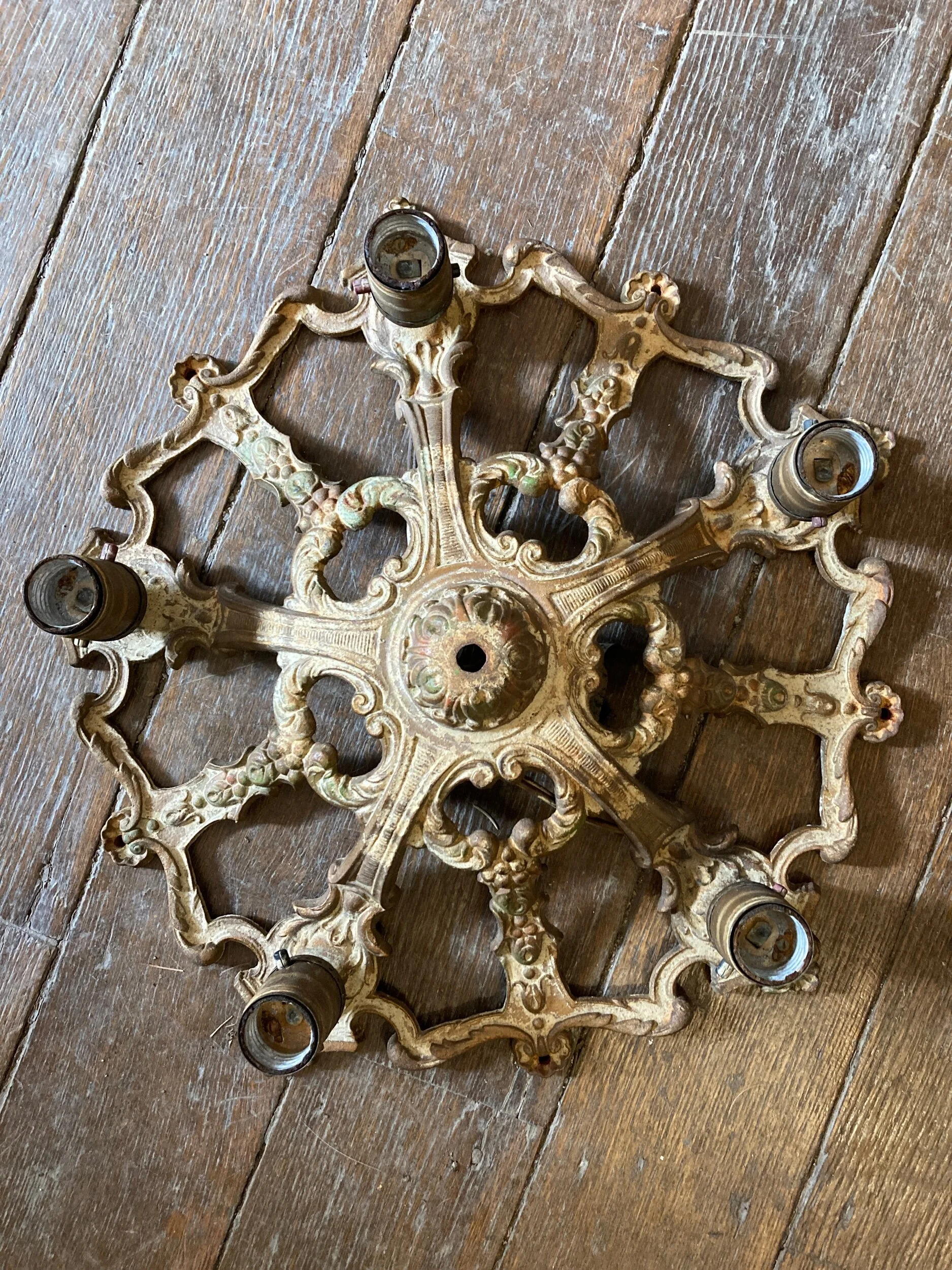 6EFF8C8D-10B2-48A9-B851-2516A7B7E092