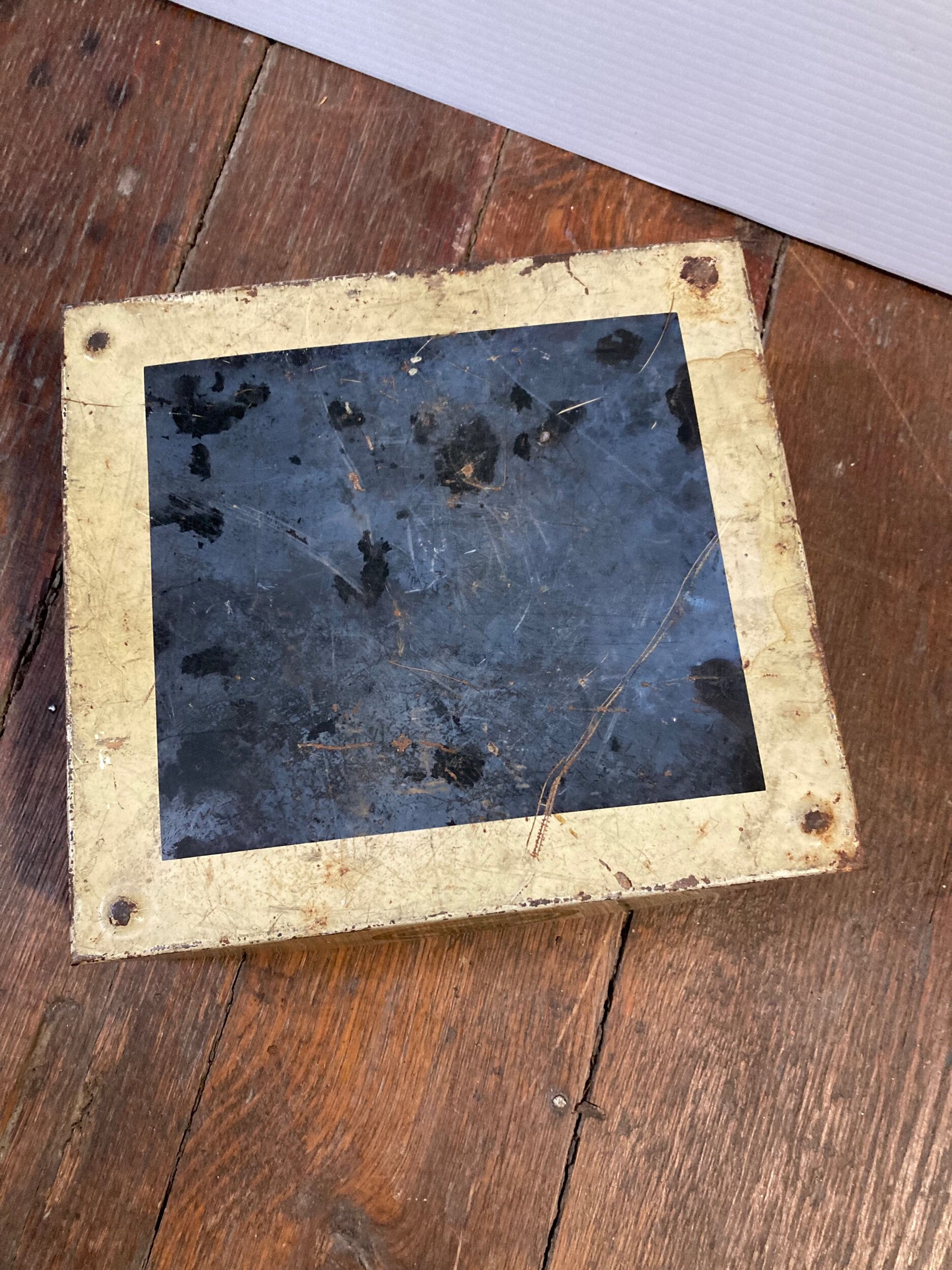 F425D26B-B724-4D30-9477-82C35107F1ED