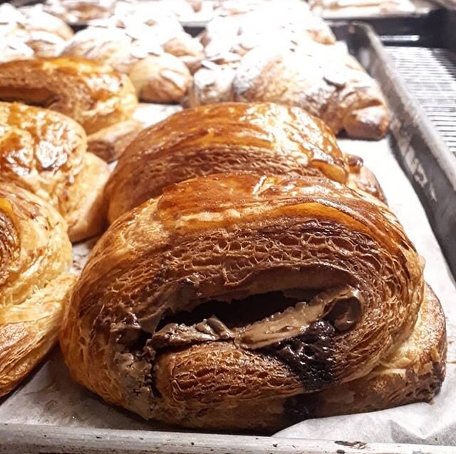 Ordering starts NOW through our online shop for June 27th, 28th, &amp; 29th. You can order throughout the week, but for the best selection, don&rsquo;t delay
🍞
Chocolate-hazelnut croissants are back on the menu! You can buy them in a &ldquo;combo&rd