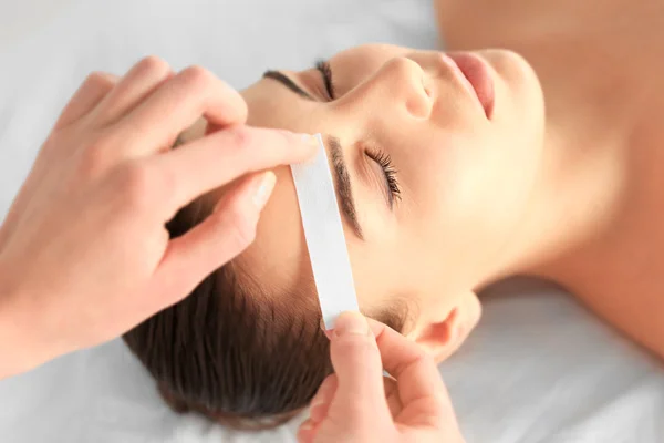 FNTC_SHBBFAS001-Provide Lash and Brow Services.jpg