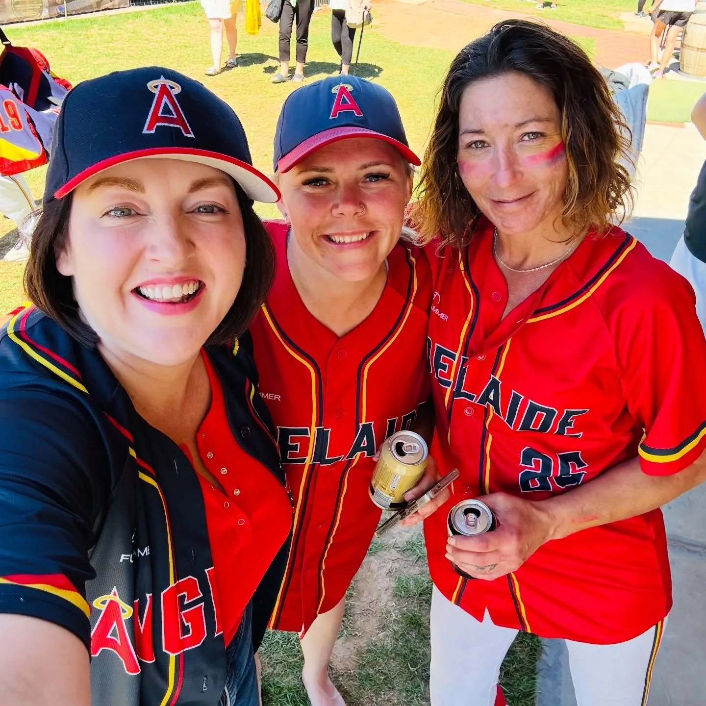 Perfect post-Election Day recovery supporting awesome @adelaidebaseballclub stars Sophie and Nikki in their GF! ⚾️
