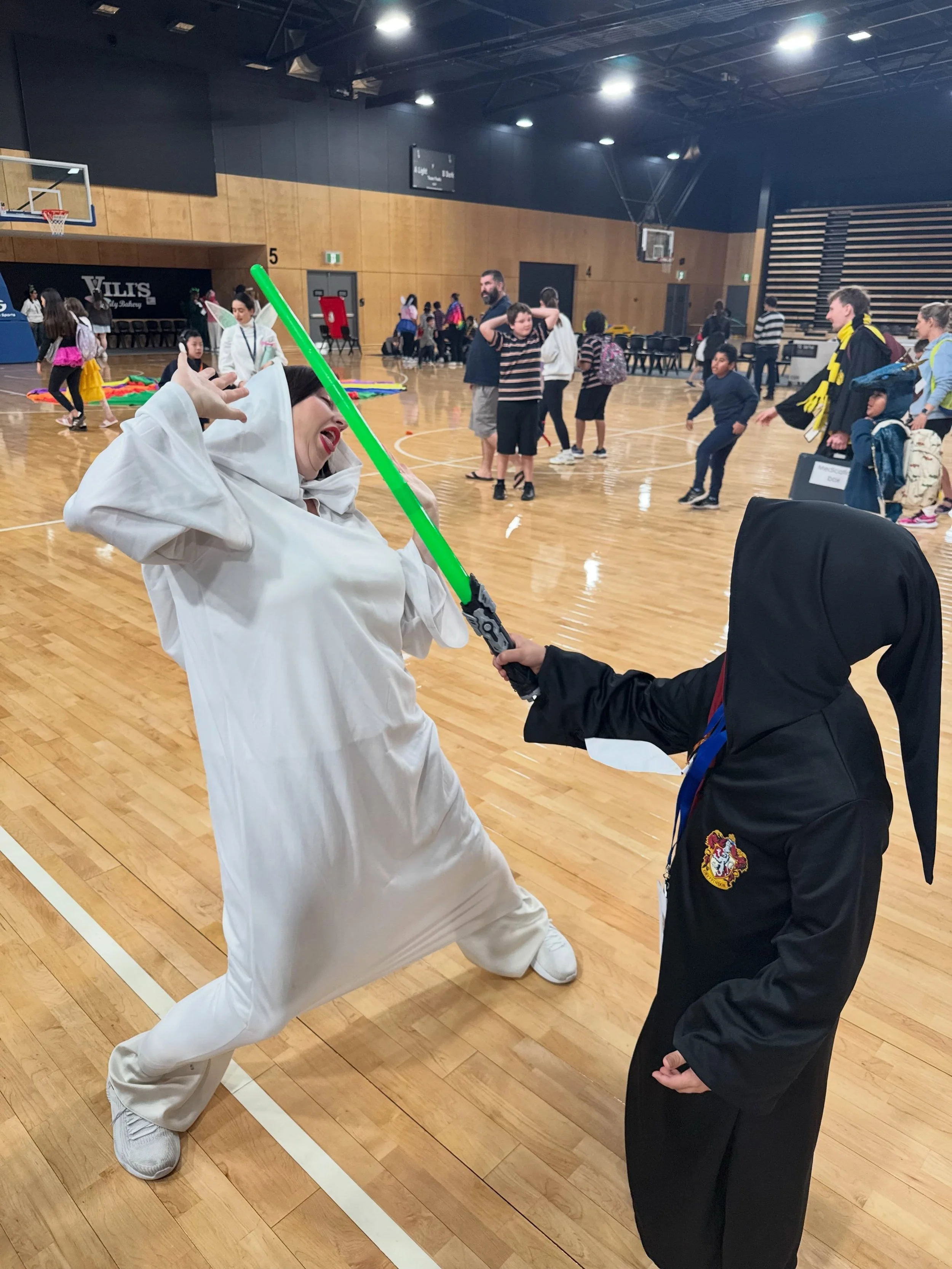 Ready, set, go! 🧚 

The force was with me for &lsquo;The Magical Quest&rsquo; walk-a-thon raising funds for @aspect_aus Treetop School 🧙 

This awesome autism-specific school does incredible work and we&rsquo;re so lucky they&rsquo;re in our commun