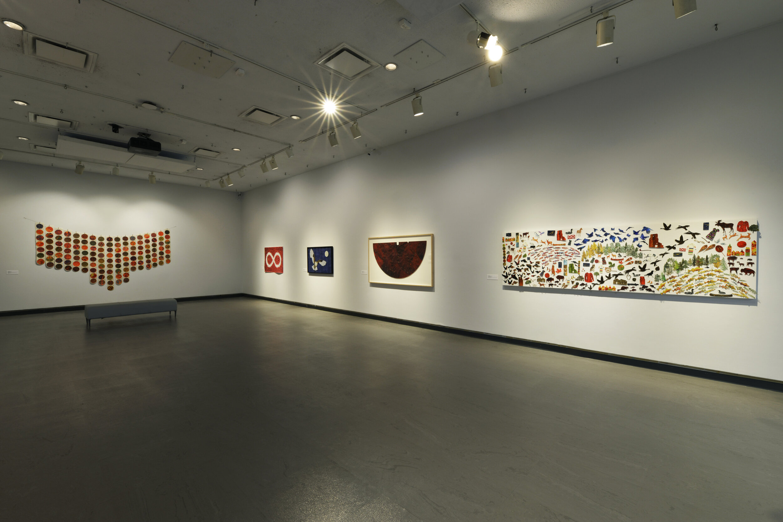  Installation view 