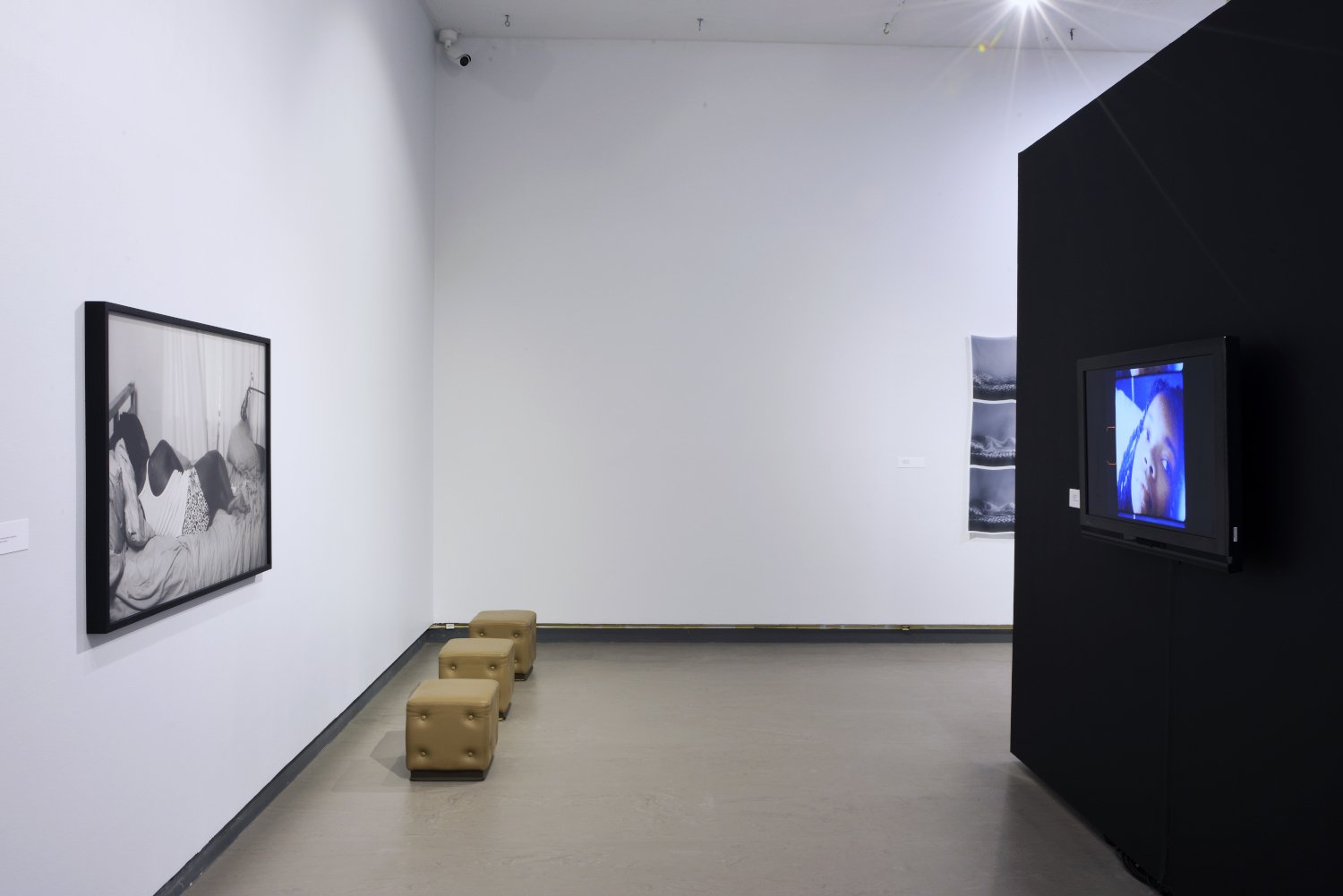 left: Anique Jordan, These Times, 2019, archival print on hahnemuhle photo rag baryta. Courtesy of Patel Brown Gallery. Image by Don Hall.  right: Kourtney Jackson, Wash Day, 2020, film, 9m 52s. Collection of the artist.  