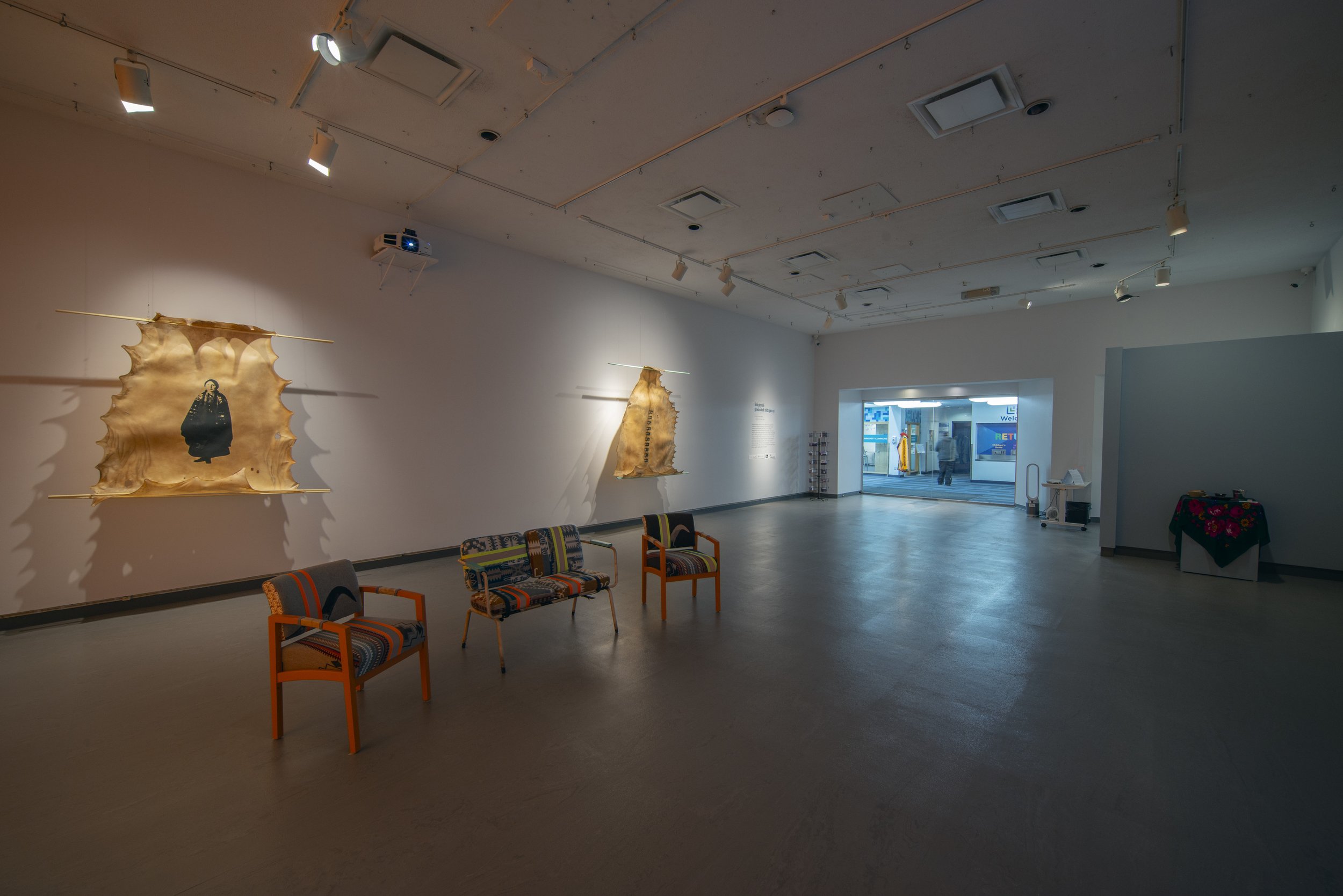  Installation view 