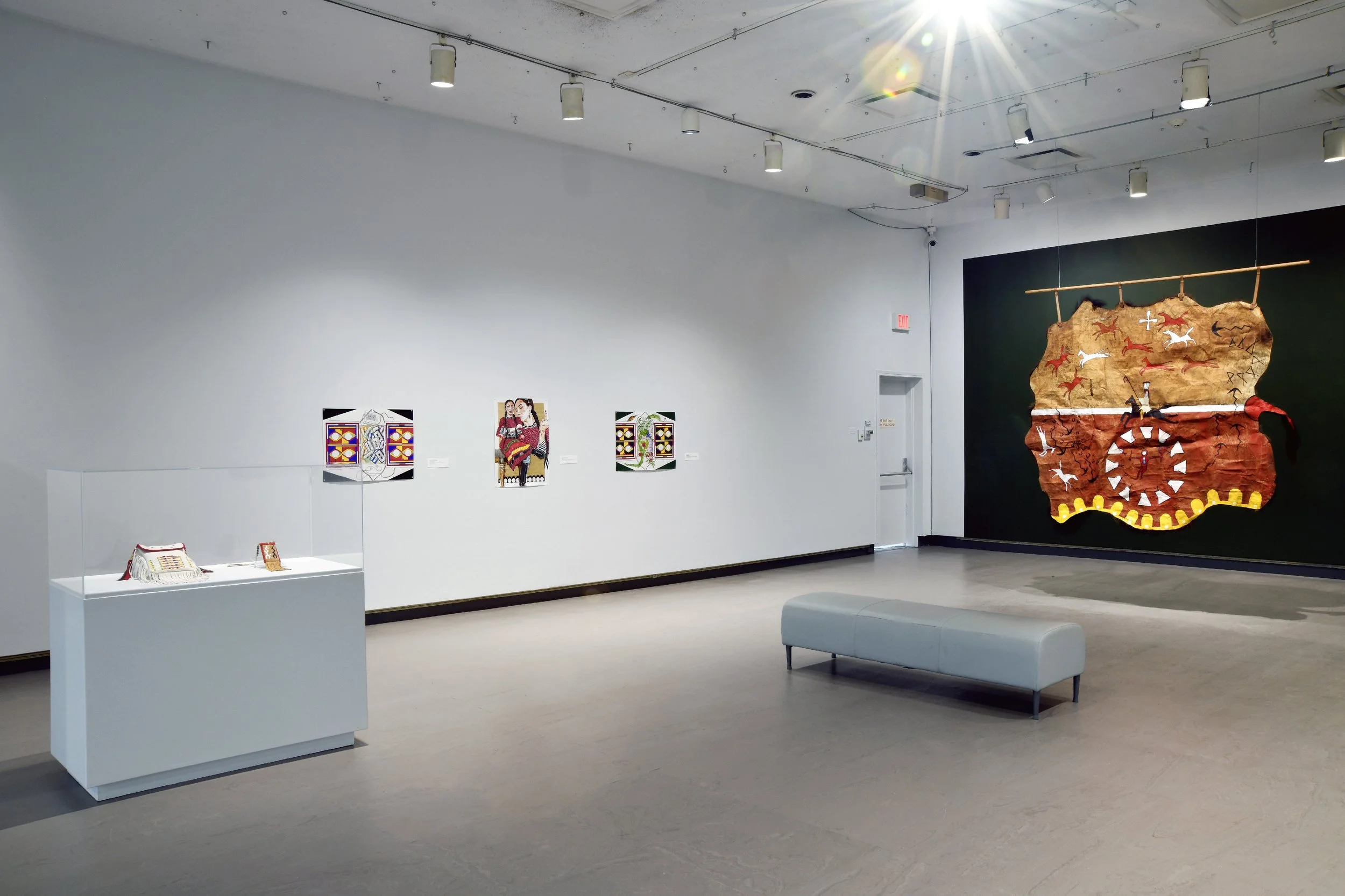  Installation view 