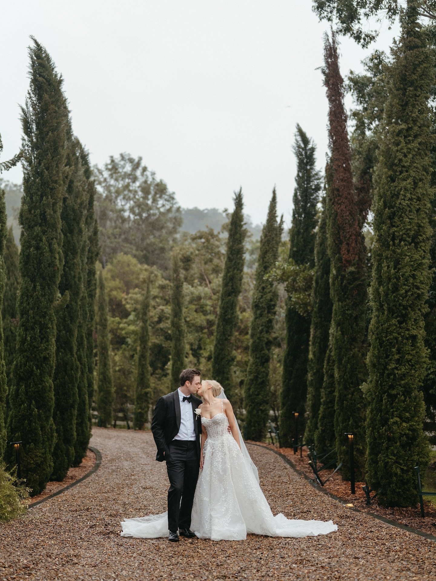Aisling and Brendan&rsquo;s day came with a little rain (I think 70% of my weddings this year have rained - I swear it&rsquo;s not us😅) while conditions weren&rsquo;t ideal these two still were still radiant. It was a beautiful day and an absolute p