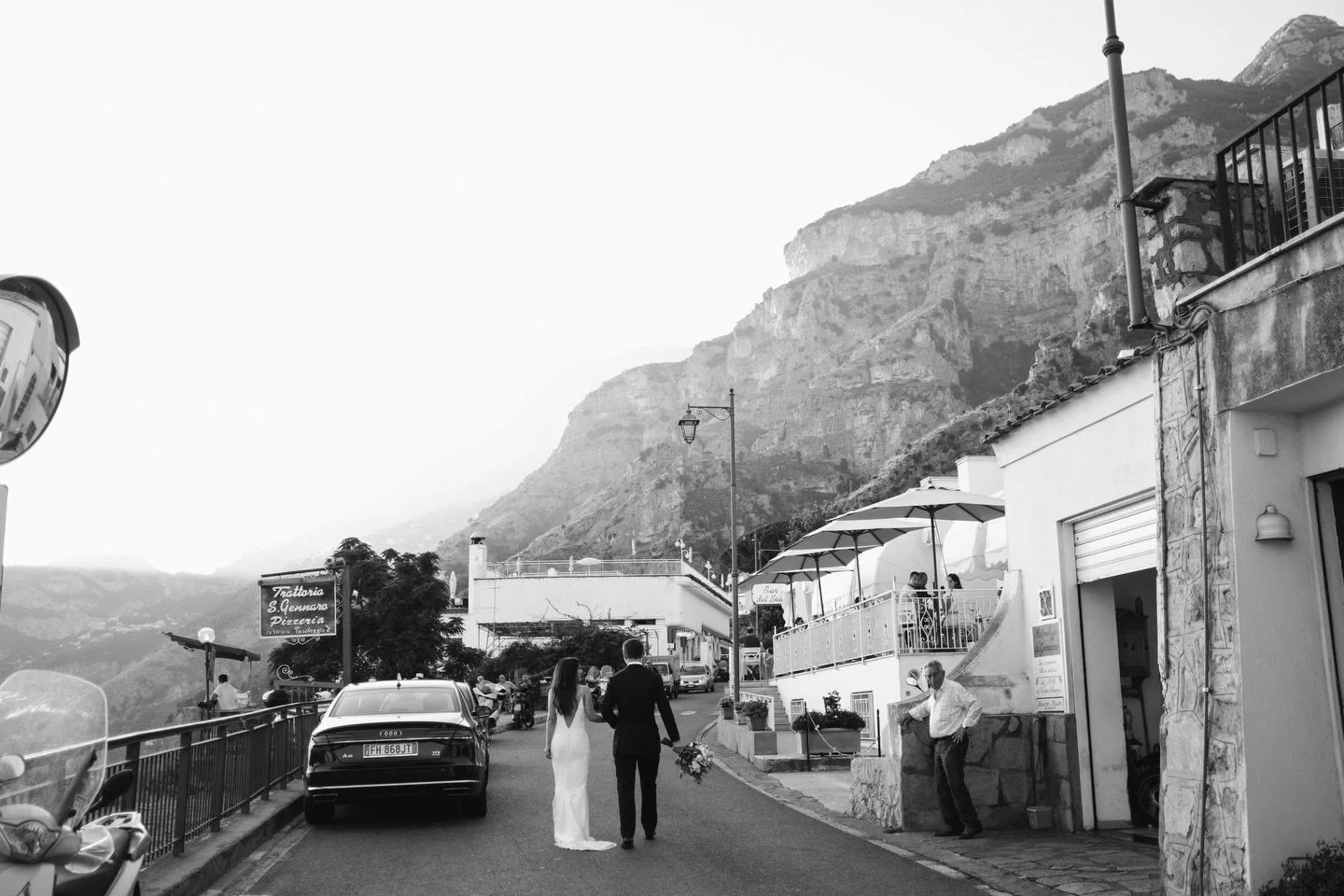 Positano.  I&rsquo;m loving going back through the archives. Years have passed and I&rsquo;ve been part of hundreds of weddings since. In an already over-saturated content crazy world, I feel like I&rsquo;m adding to the noise but I&rsquo;ve decided 