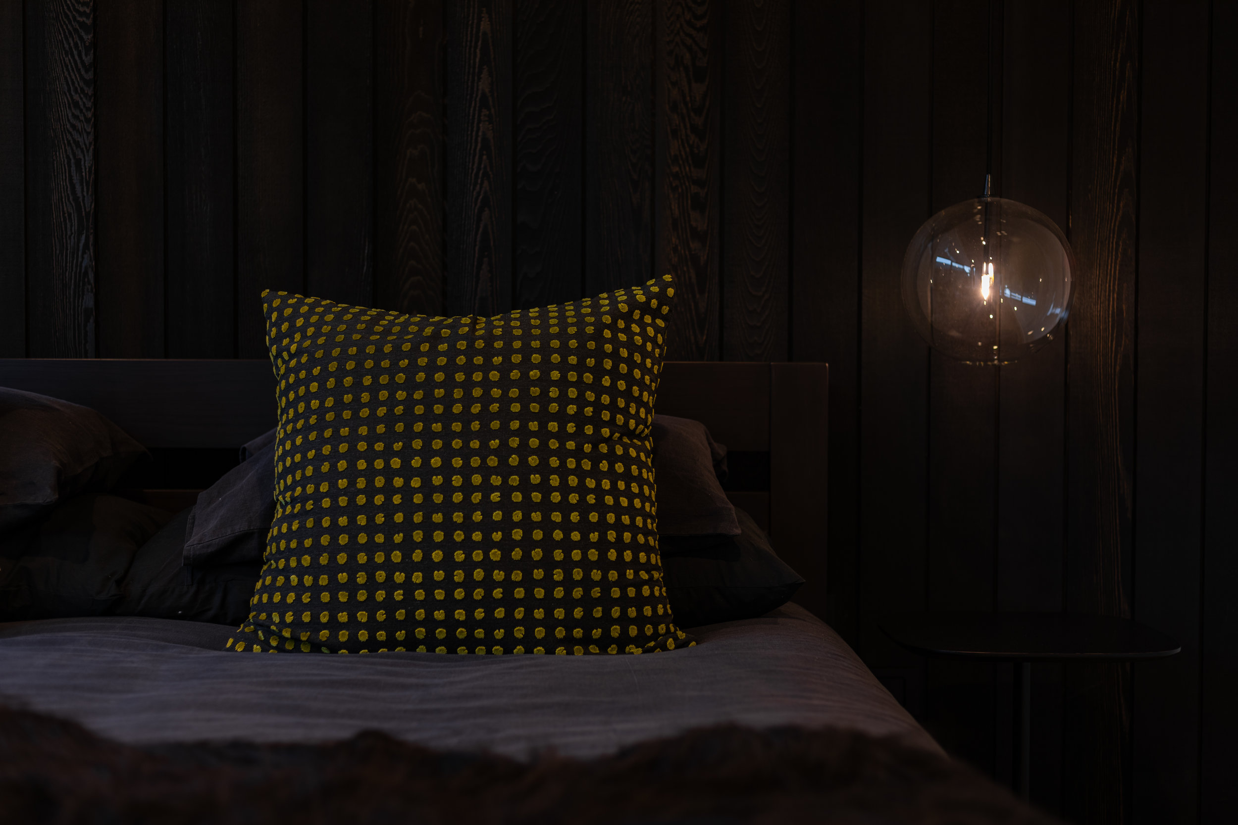 9a Wroxton Tearrace Night-4.jpg