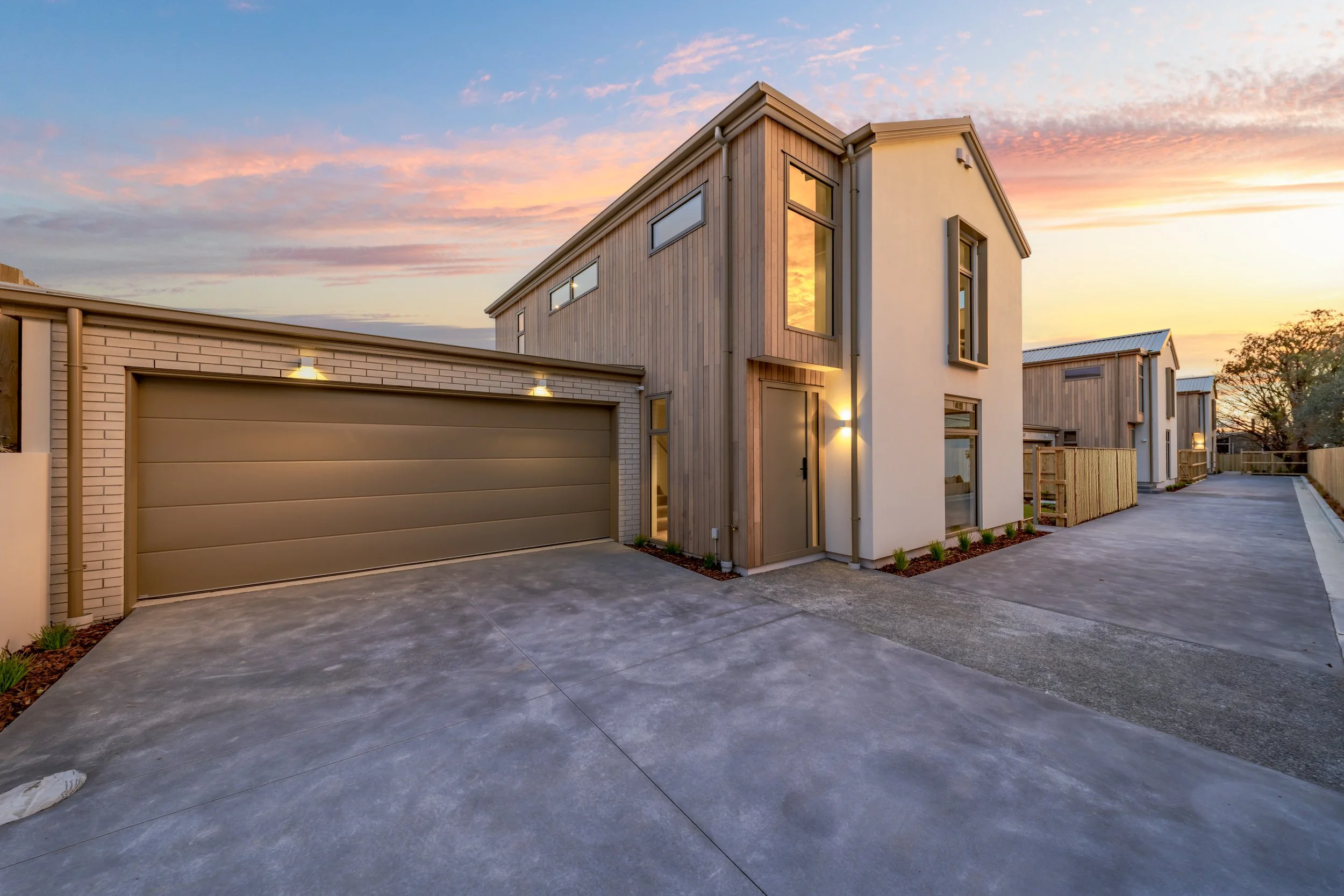 79 Condell Avenue Twilights-012.jpg