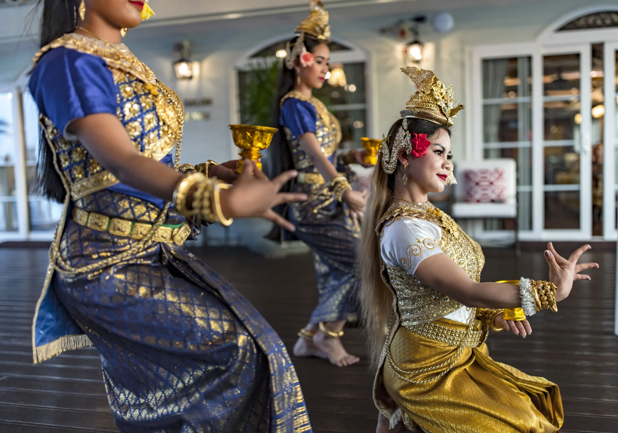 13.-On-board-Blessing-Dance-1_small.jpg