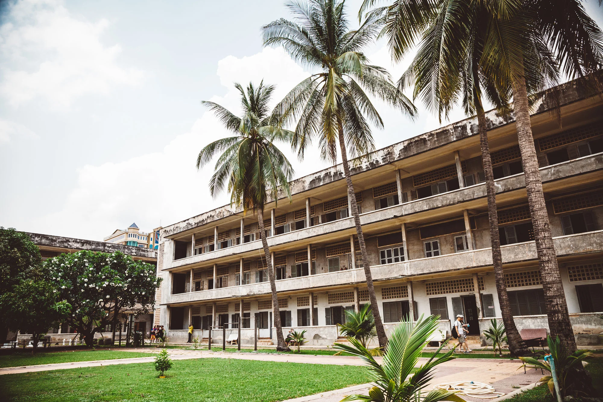 Tuol-Sleng-6_small.jpg