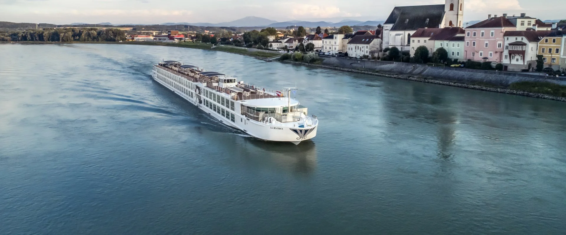 Best AllInclusive River Cruise Lines for Couples — Lotus Cruises