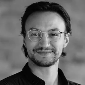 As the founder of a publishing media company (Proud), a Restaurant (Beuster) and two tech start-ups (Dropspot and Abend - 30 employees), Emin has been an active entrepreneur since 2008. He is a C-level IT Product and Engineering Manager. Within the blockchain space he is an early adopter, an ex-Bitcoin miner and an investor in Ethereum. Emin is the product and operations manager for æternity blockchain.