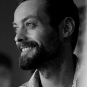 A fearless visionary and a persuasive personality, Flo has dared to dream big. As an artrepreneur he has brought together investment funds and team players to establish a creative island colony in Vanuatu. With blockchain, Flo identified a way to br…