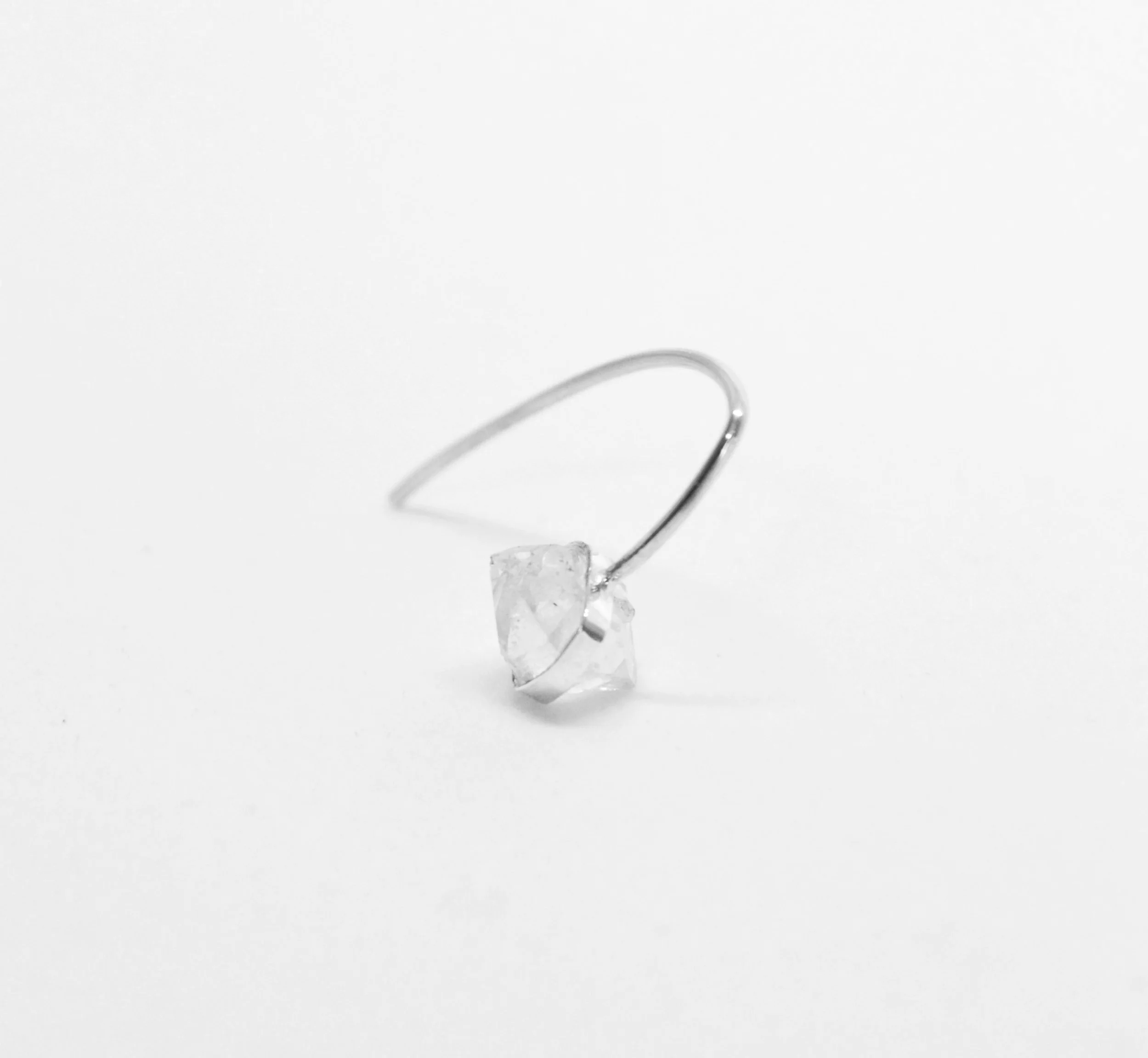adhiakara.earring.02.jpg