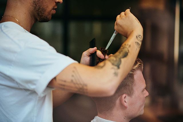 // It&rsquo;s all about details .
.
.
.
.
.
#moustache #barbershop #moustachebarbershop #haircut #groningen #leeuwarden #barber #barbers #men #grooming #hair #student #students #rug #kevinmurphy #americancrew #fiber #050 ##058  #hairstyle #fade