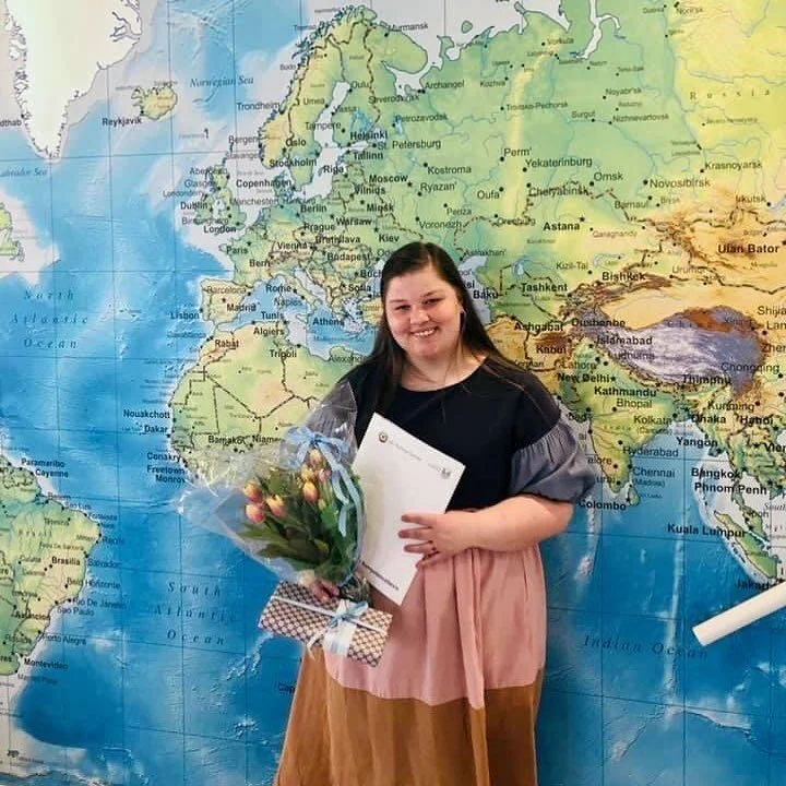 I dag fejrede vi Anne Christine, som er f&aelig;rdig med din STU, og som nu har f&aring;et fast stilling som p&aelig;dagogmedhj&aelig;lper 🇩🇰Super godt g&aring;et AC! Held og lykke p&aring; din videre vej ud i verden 😍🌸🤗
#facetaarhus #godvind #u