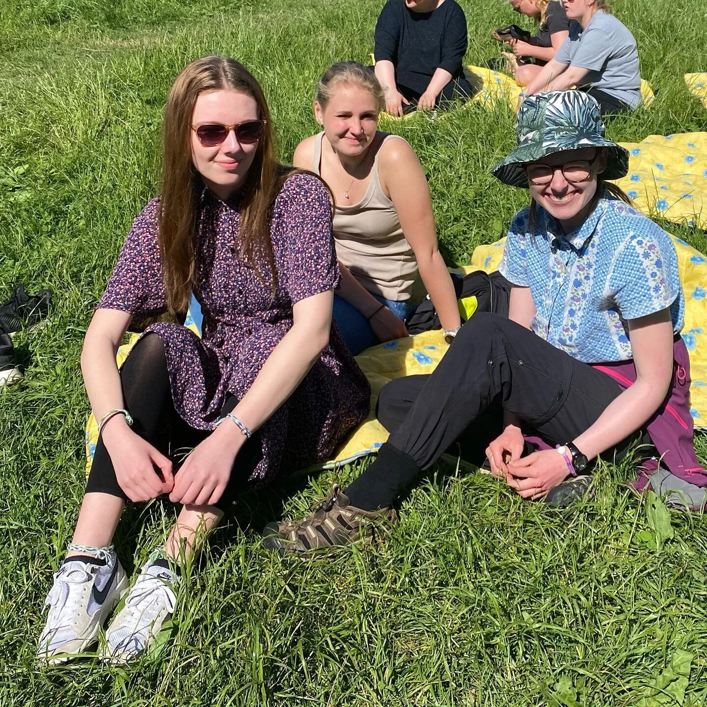 #sk&oslash;nnestesommerdag  med #stjernel&oslash;b  #b&aring;lmad #hygge #vandaktiviteter og #dejligemennesker 😍☀️😎
#temadag med #facetaarhus