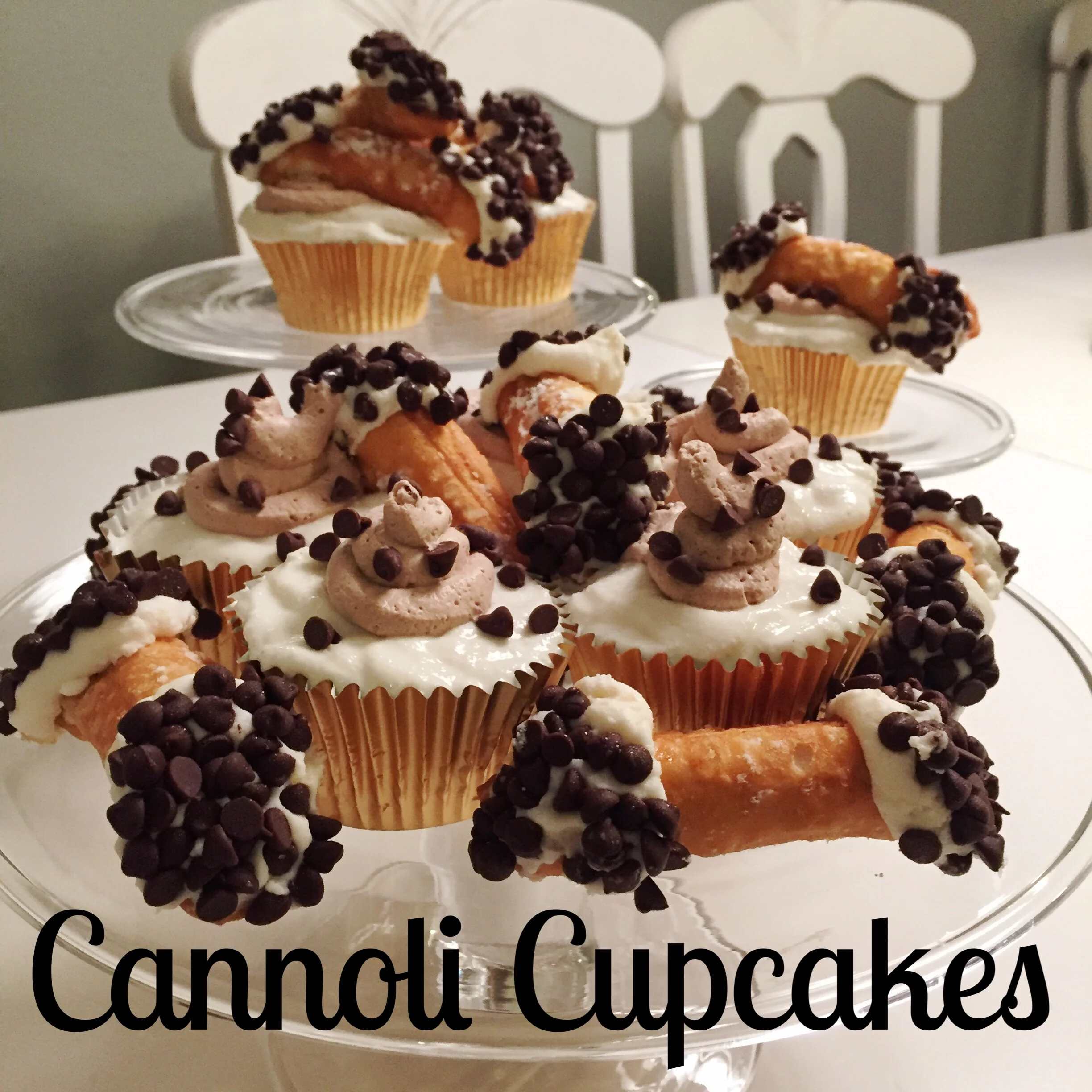 Cannoli Cupcakes