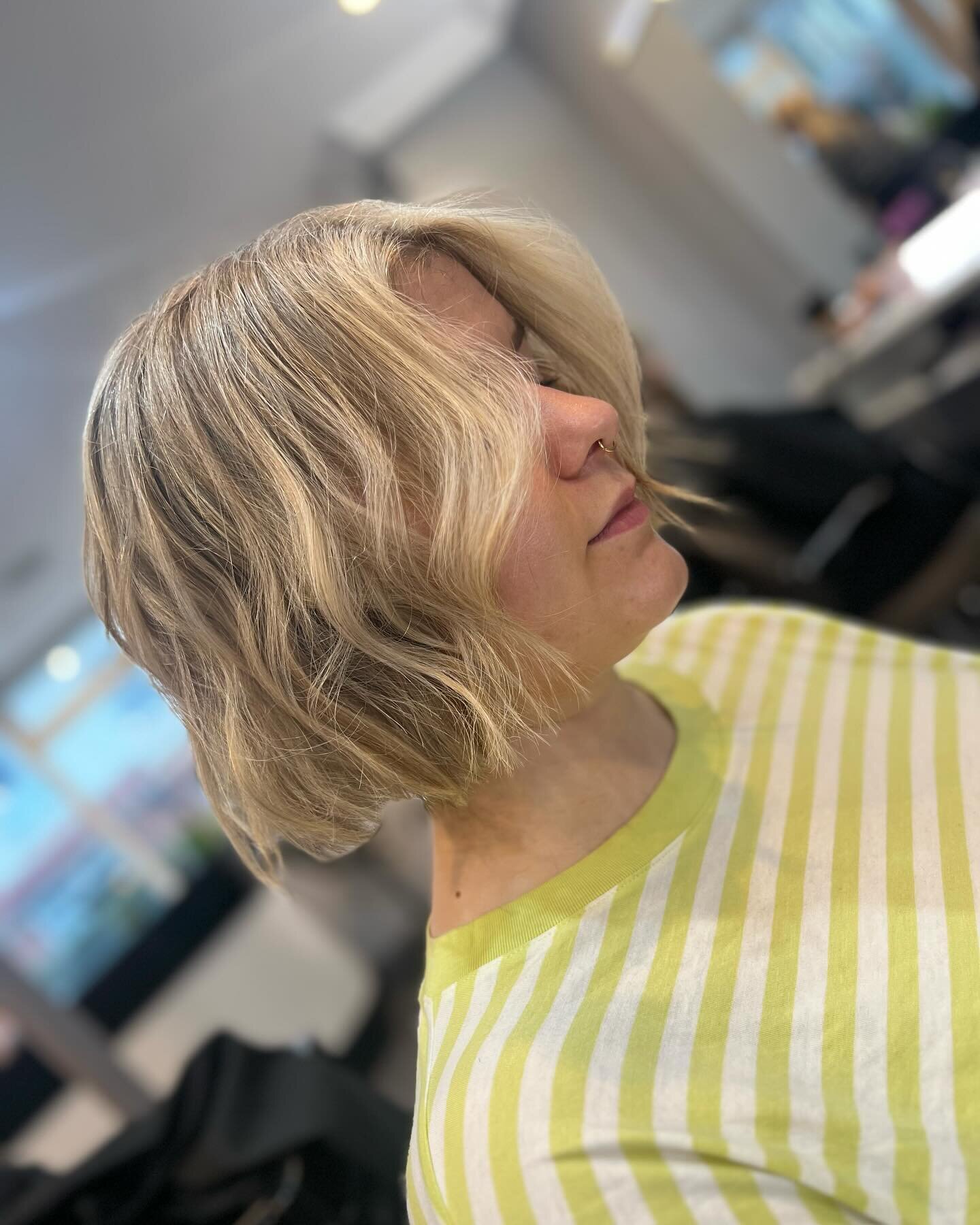Life is short. Go blonde. 

Hair by tabi ✨

#blonde #blondehair #hair #balayage #hairstyle #love #haircolor #beauty #fashion #haircut #girl #longhair #makeup #model #hairstylist #beautiful #hairstyles #highlights #instagood #blondegirl #behindthechai