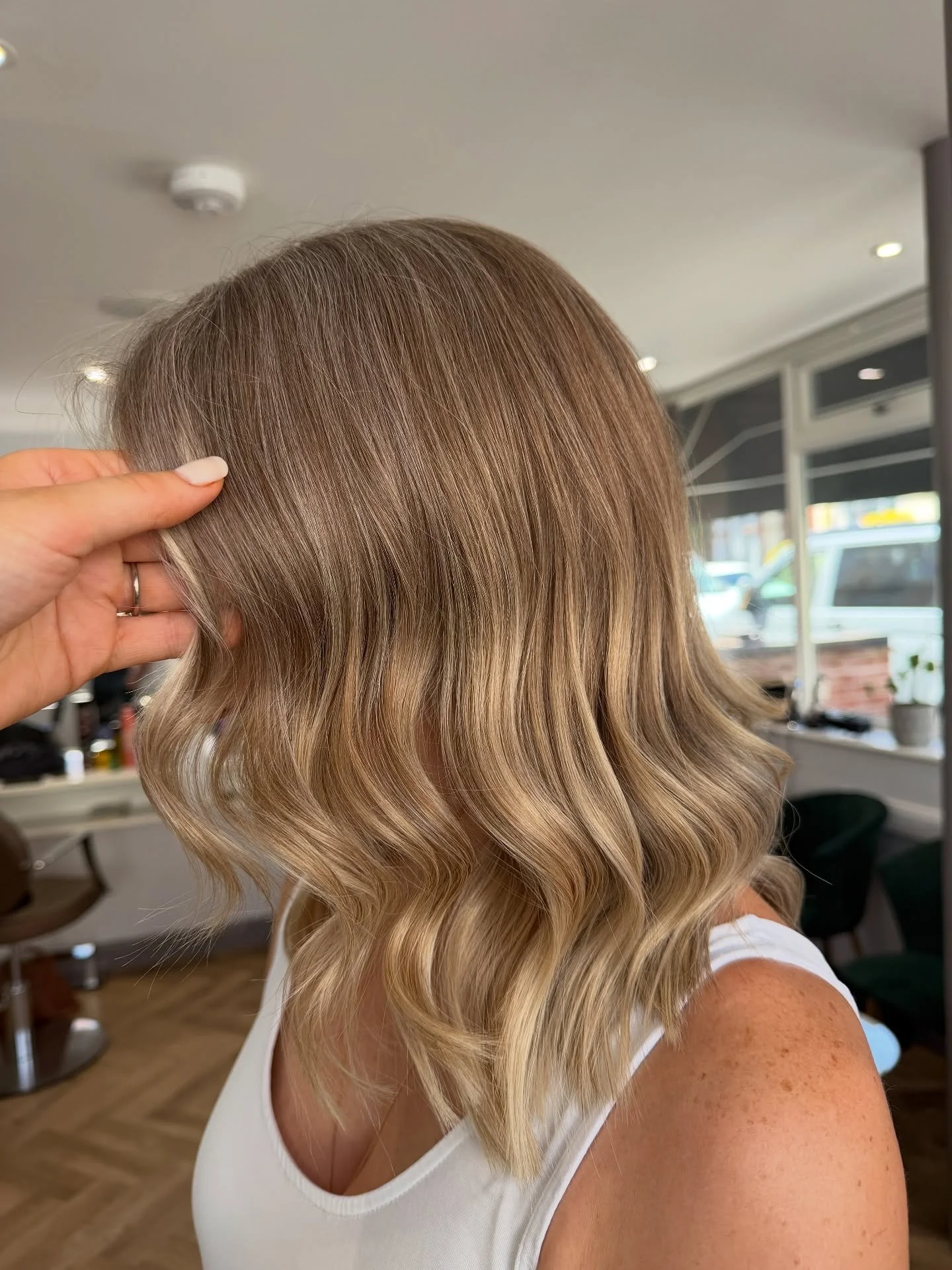 Grey Blending ✨

Created By Megan 
.
.
.
#greyblending #greyblendinghighlights #blonde #foils #wave #softcurls #hairinspo #norwichsalon #hairdressersnorwich #norwich #blondehair #nofilter
