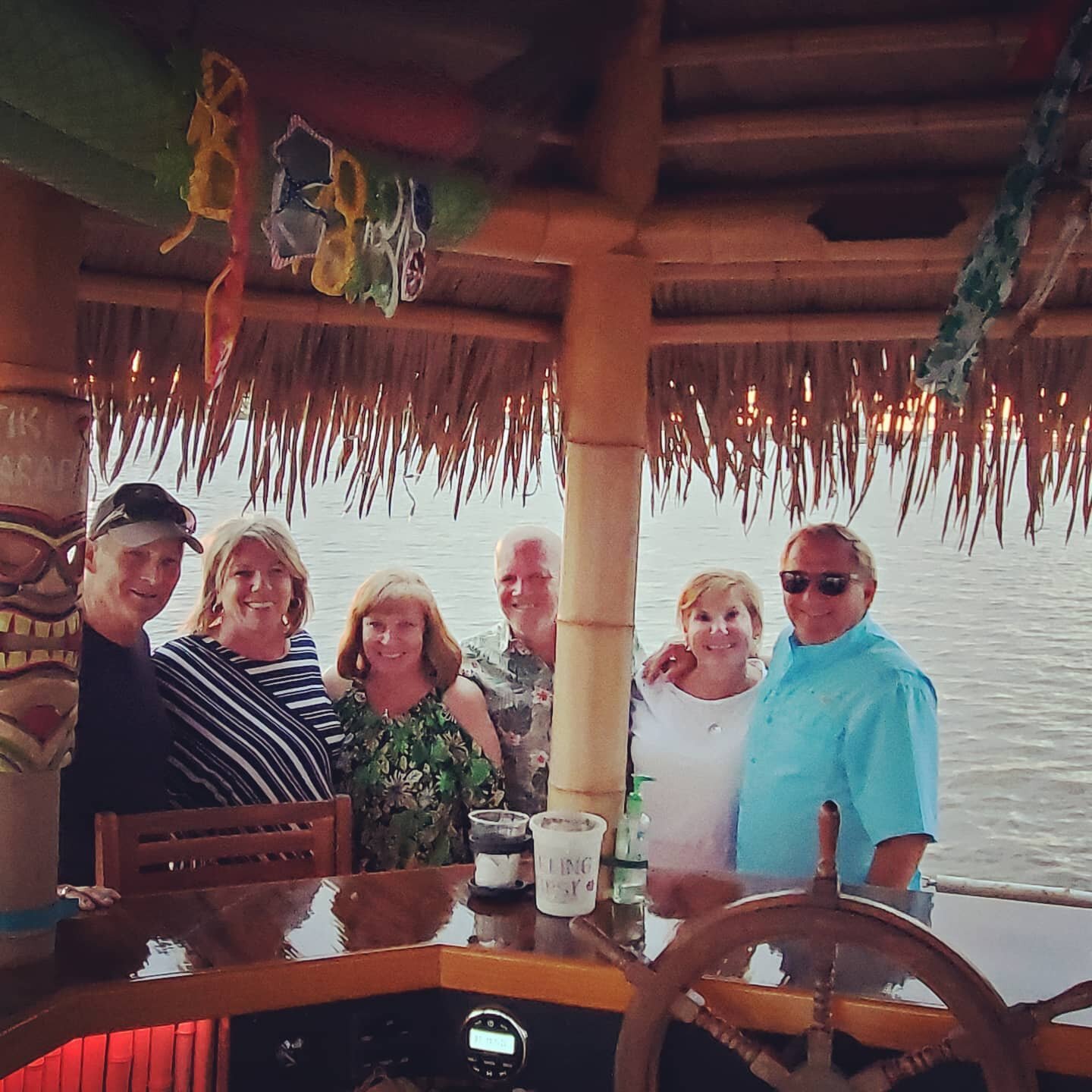 Sunsets are better on a tiki 😍🌅

To book your sunset cruise, visit CruisinTikisDaytonaBeach.com 

#tikilife #floridasunsets #tododaytonabeach #visitdaytonabeach #halifaxriver #tikibar #caribbeanjacksdaytona #anythingnsb