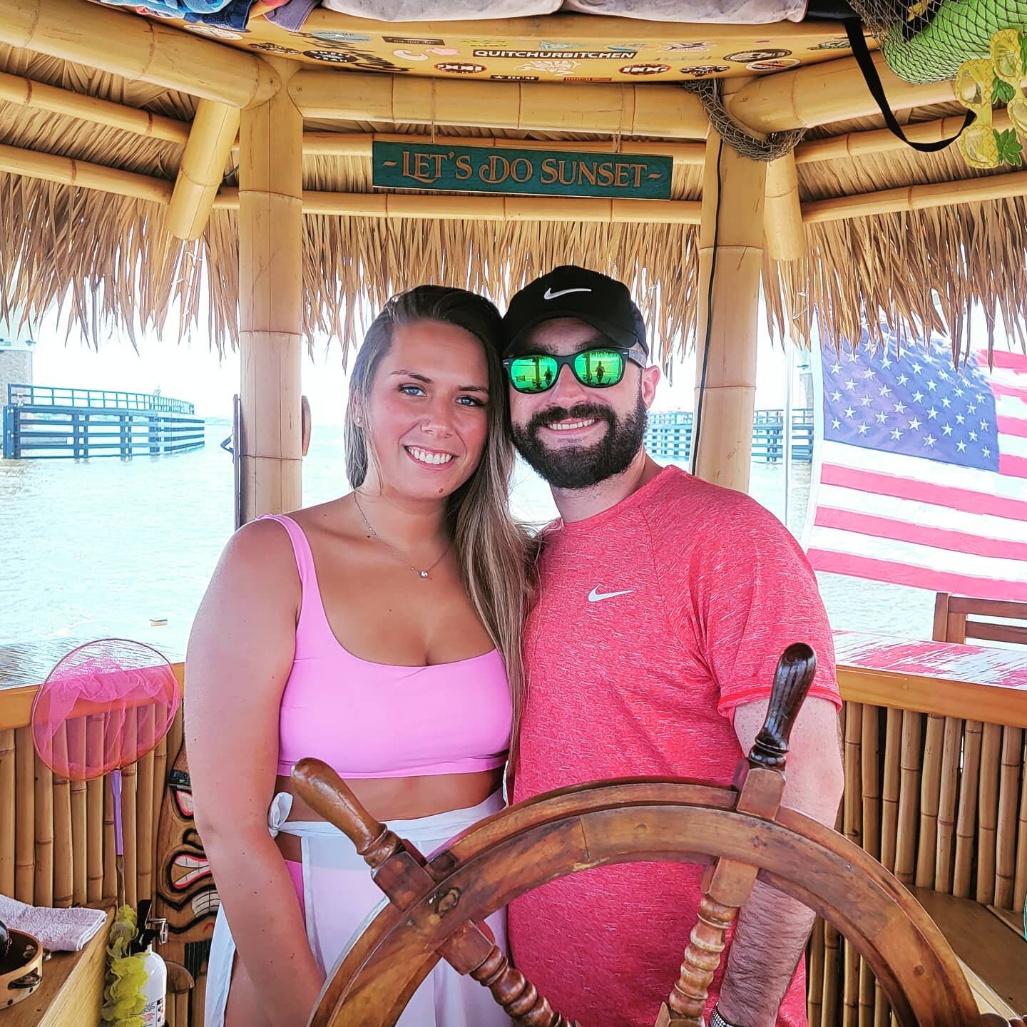 #couplegoals #cruise 💞 #cruisintikisdaytonabeach #tododaytonabeach #tikilife #caribbeanjacksdaytona #halifaxriver #discoverdaytona #visitdaytonabeach