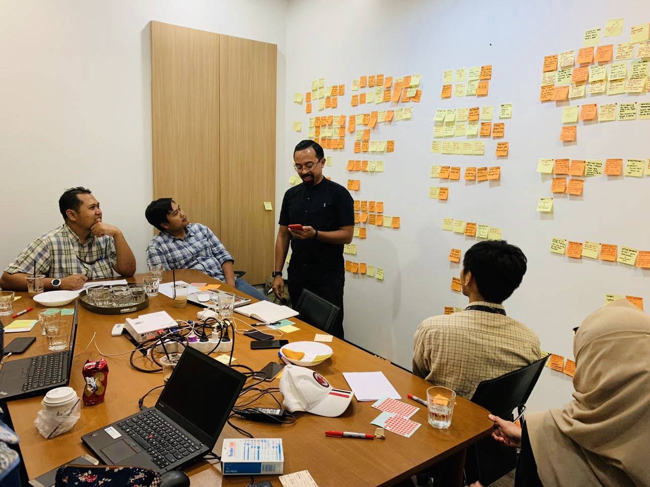 Beyond telco services: Redesigning LOOP app for its 20 million users with 302% increase in engament