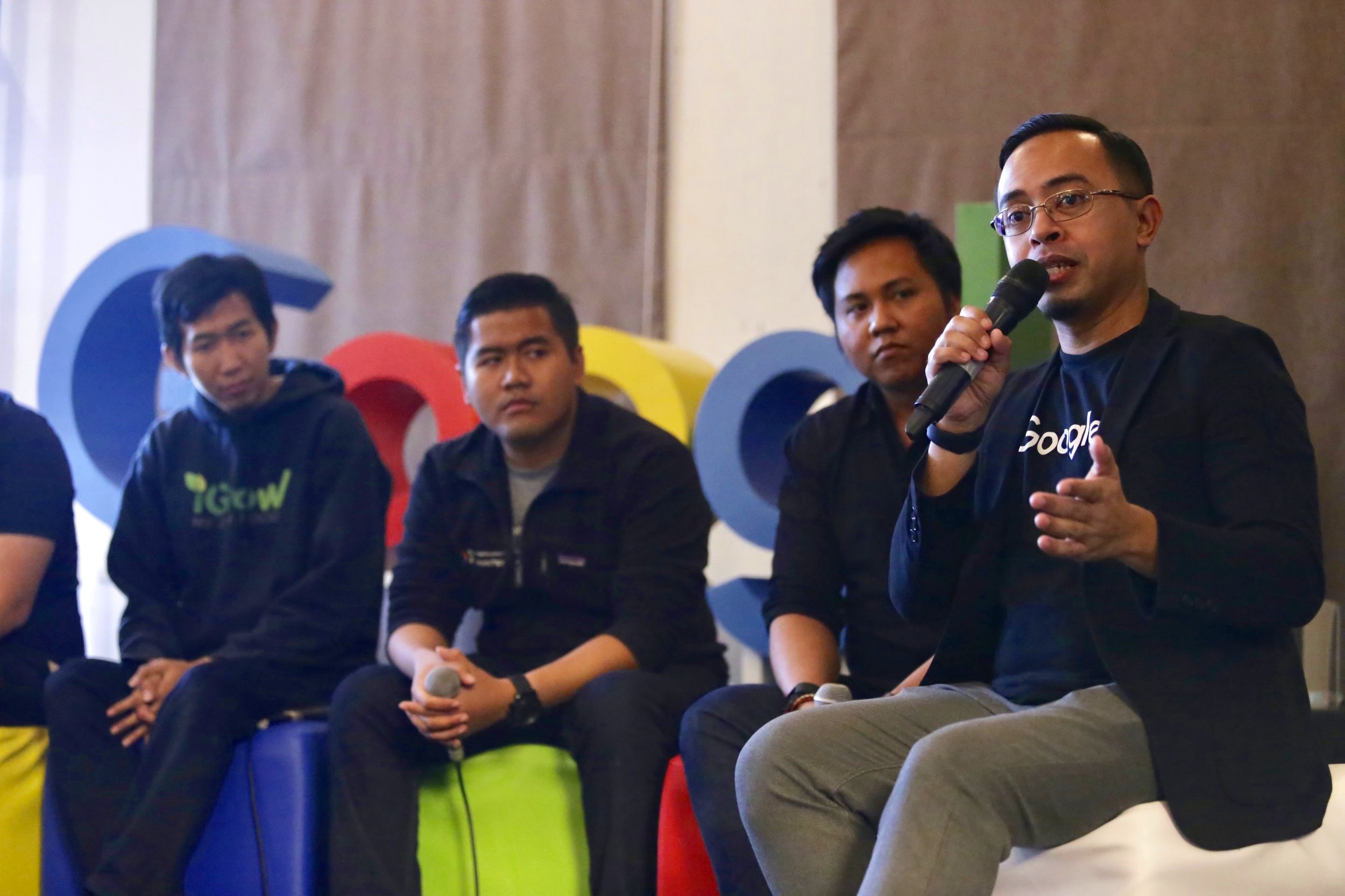 Google Launchpad Accelerator Class 3, press conference.