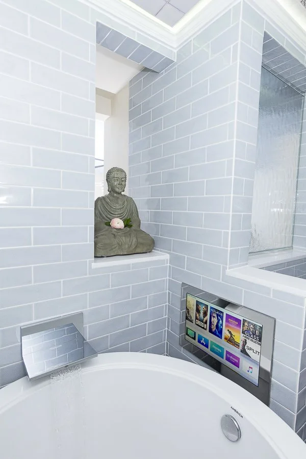 Lynch_Bathrooms_040219_0359_retouched-2_WEB900ppi.jpg