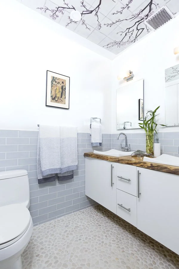 Lynch_Bathrooms_040219_0112-retouched_WEB900ppi.jpg