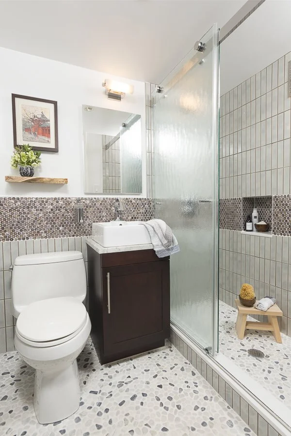 Lynch_Bathrooms_040219_0055_retouched_WEB900ppi.jpg