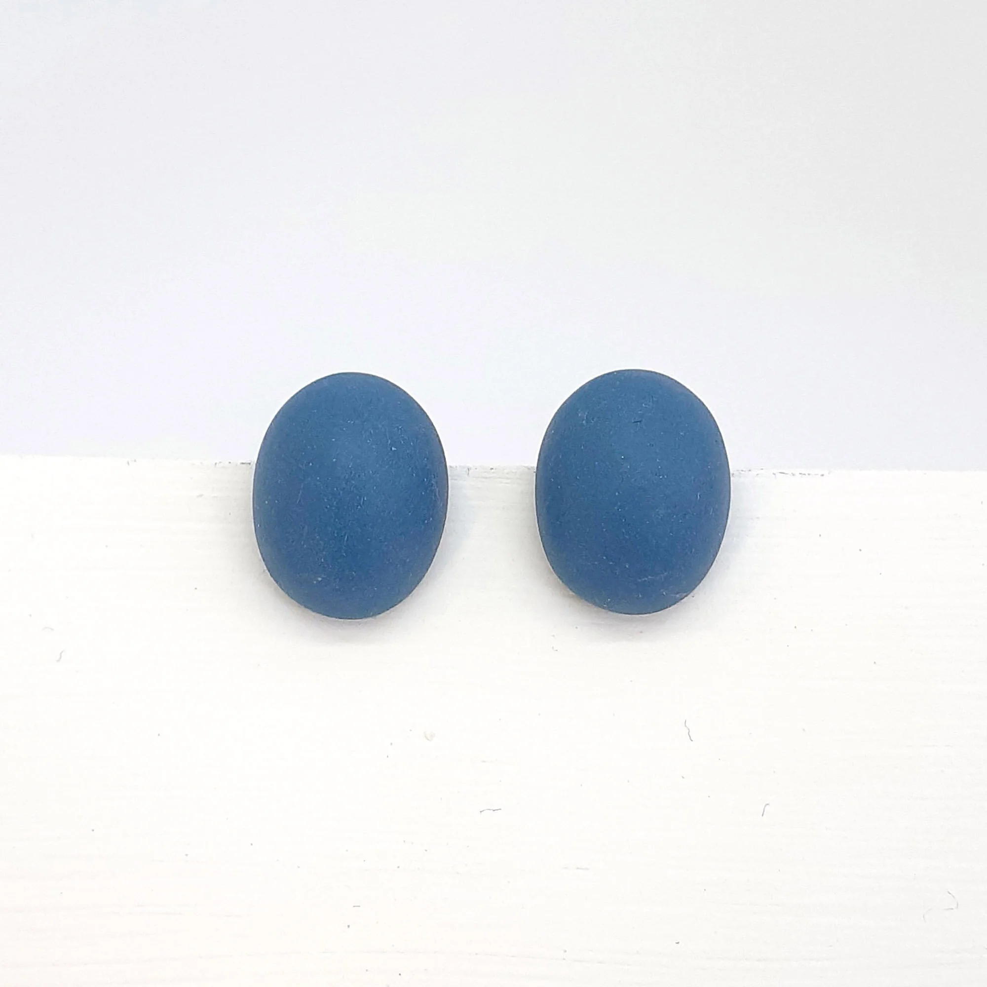 bumptealearring.jpg