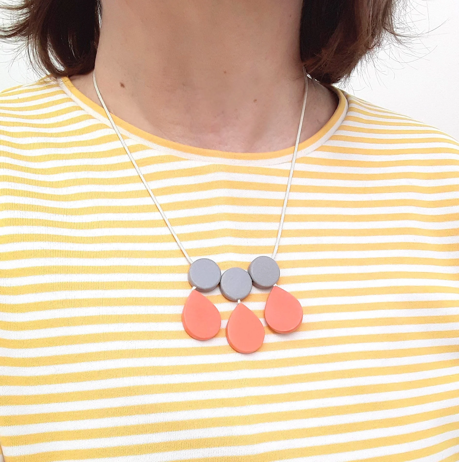 yellowtopnecklace.jpg
