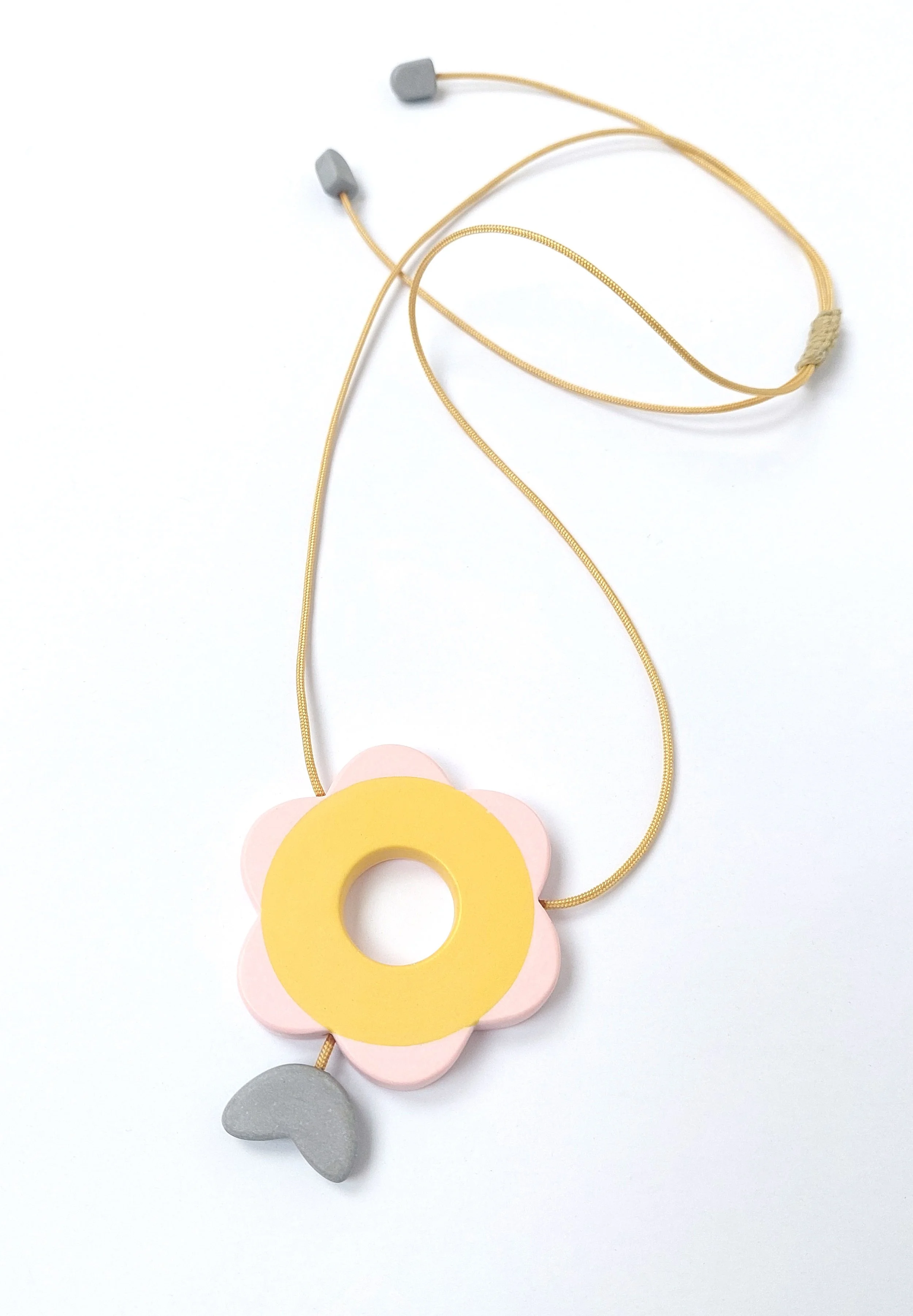 FlowerPowerPendPalePinkYellowGreyFull.jpg