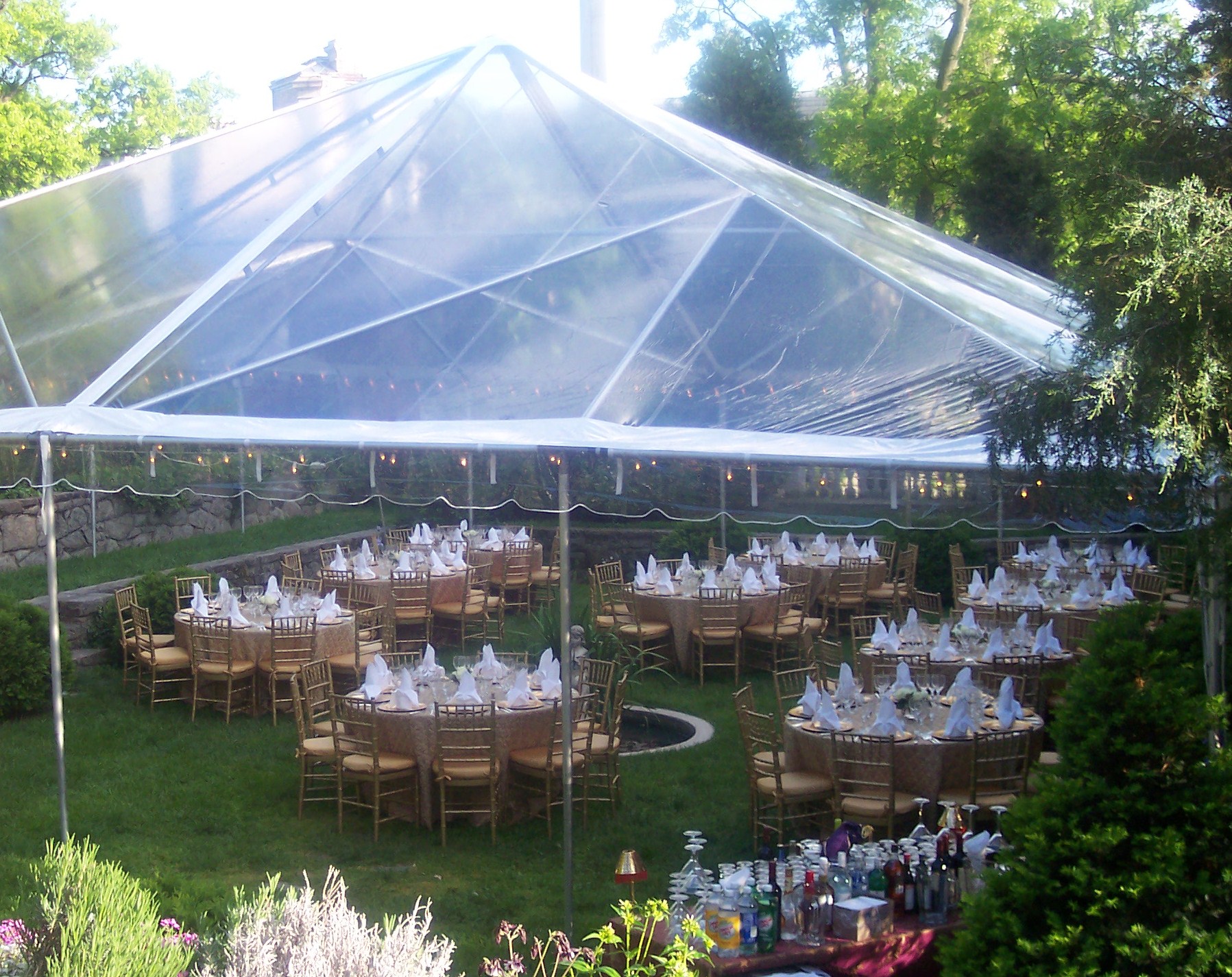 avalon-caterers-clear tent ww house.jpg