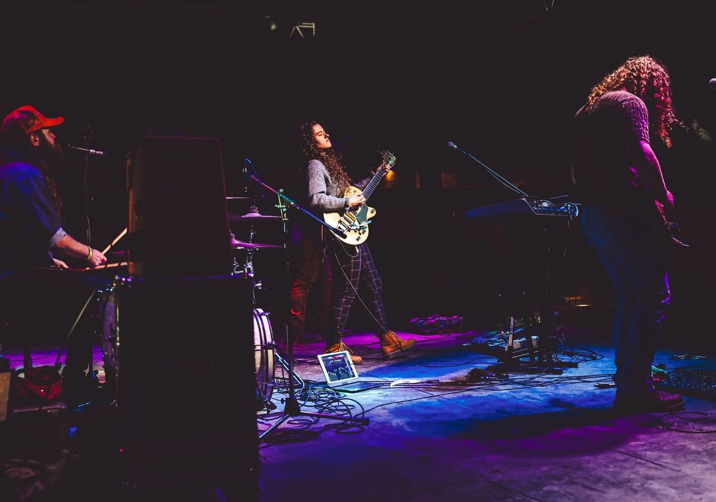 Hey friends! We&rsquo;re looking to connect with a videographer with availability in mid-May that could help us with a music video. Any recommendations? Pic for attention 🤗
.
📸: @dead.rabbitphotography