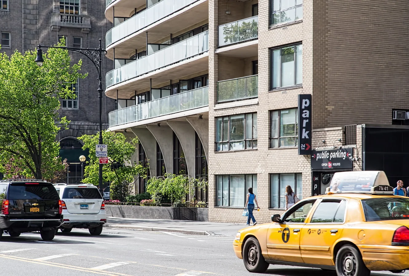 Central Park Apartment Complex