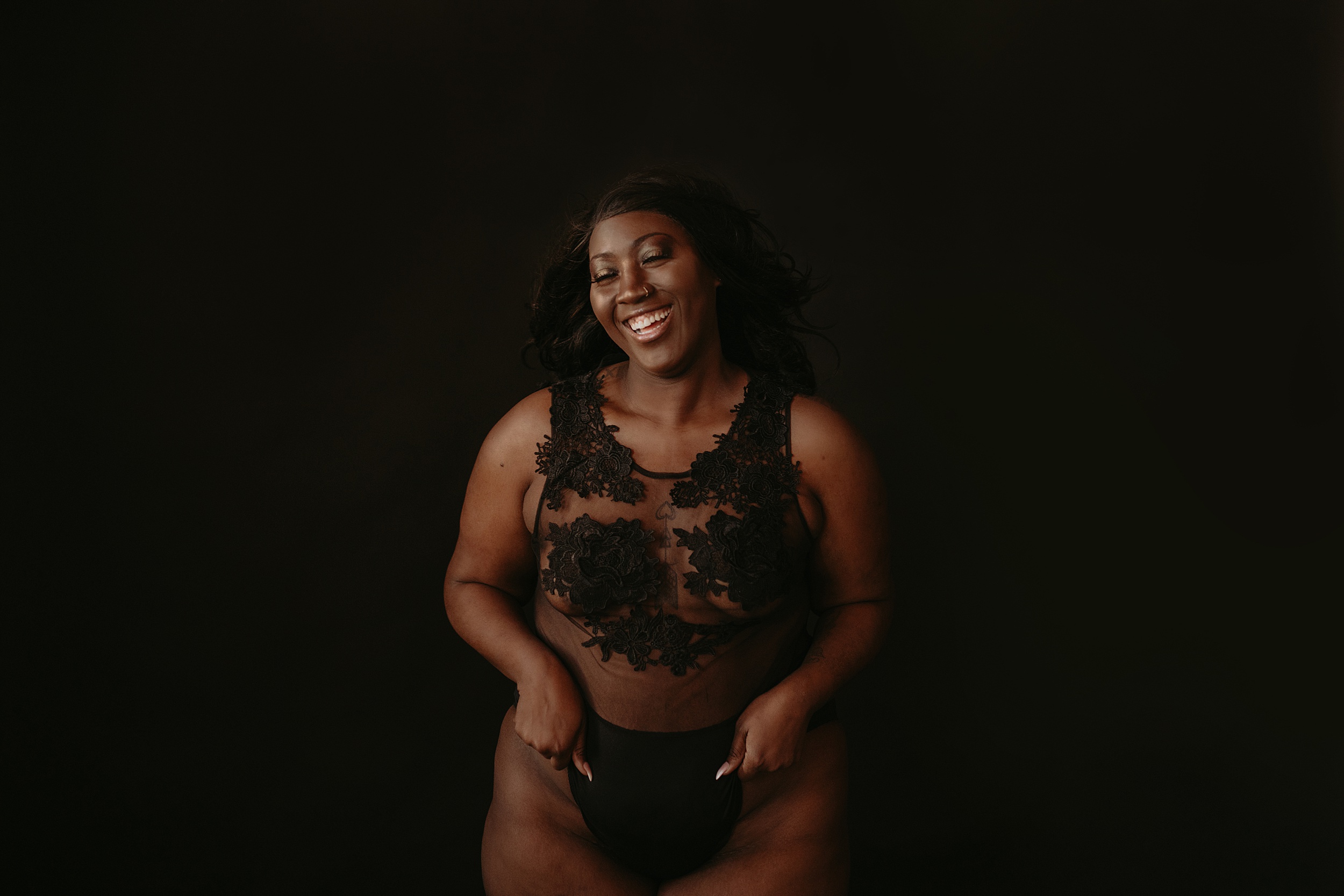 Body-Positive-Intimate-Portrait-Boudoir-Photography-Minneapolis0023.JPG