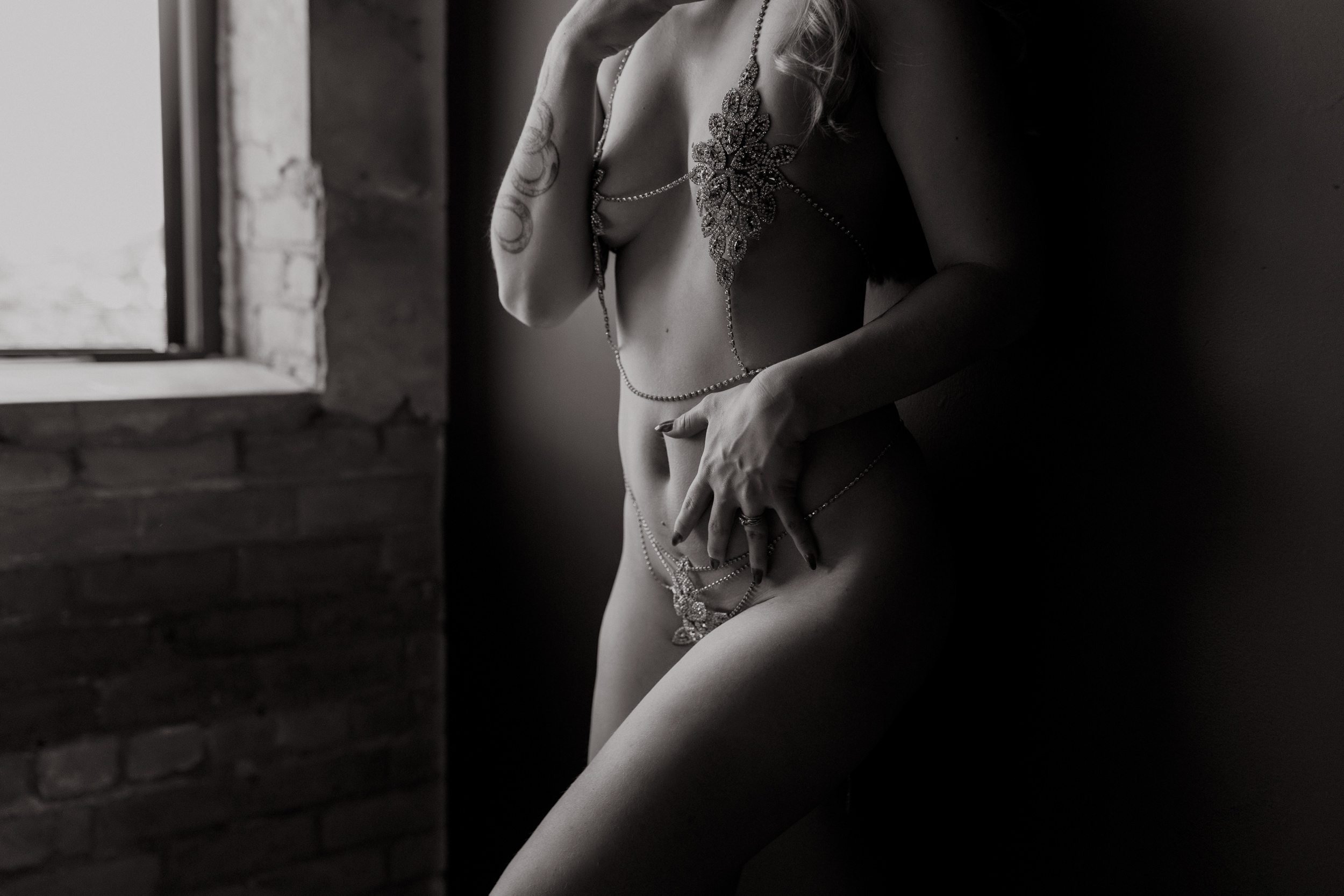 Sensual-portraits-in-a-Minneapolis-boudoir-studio-setting-0020.JPG