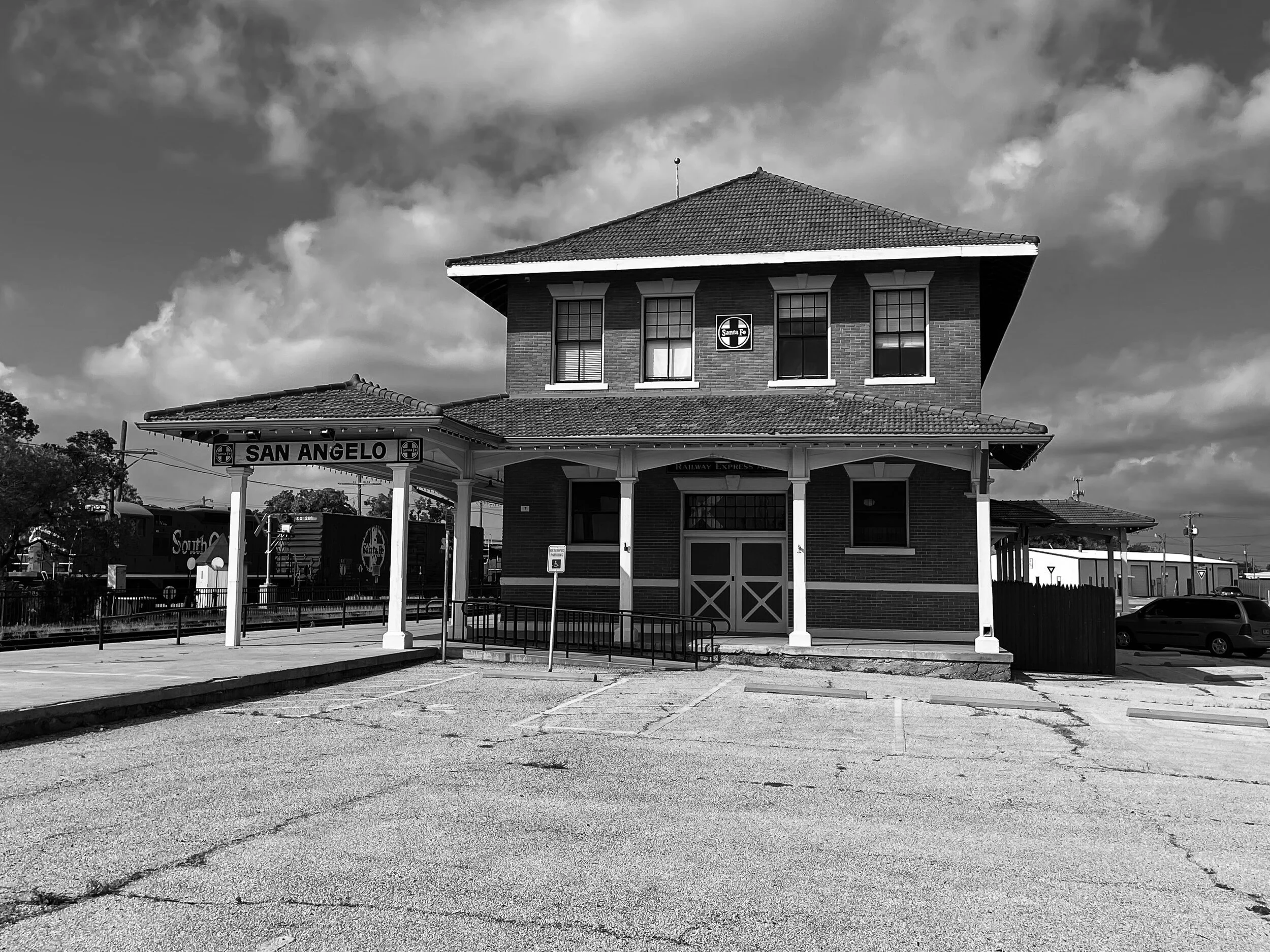 San Angleo Train Station alt.jpg